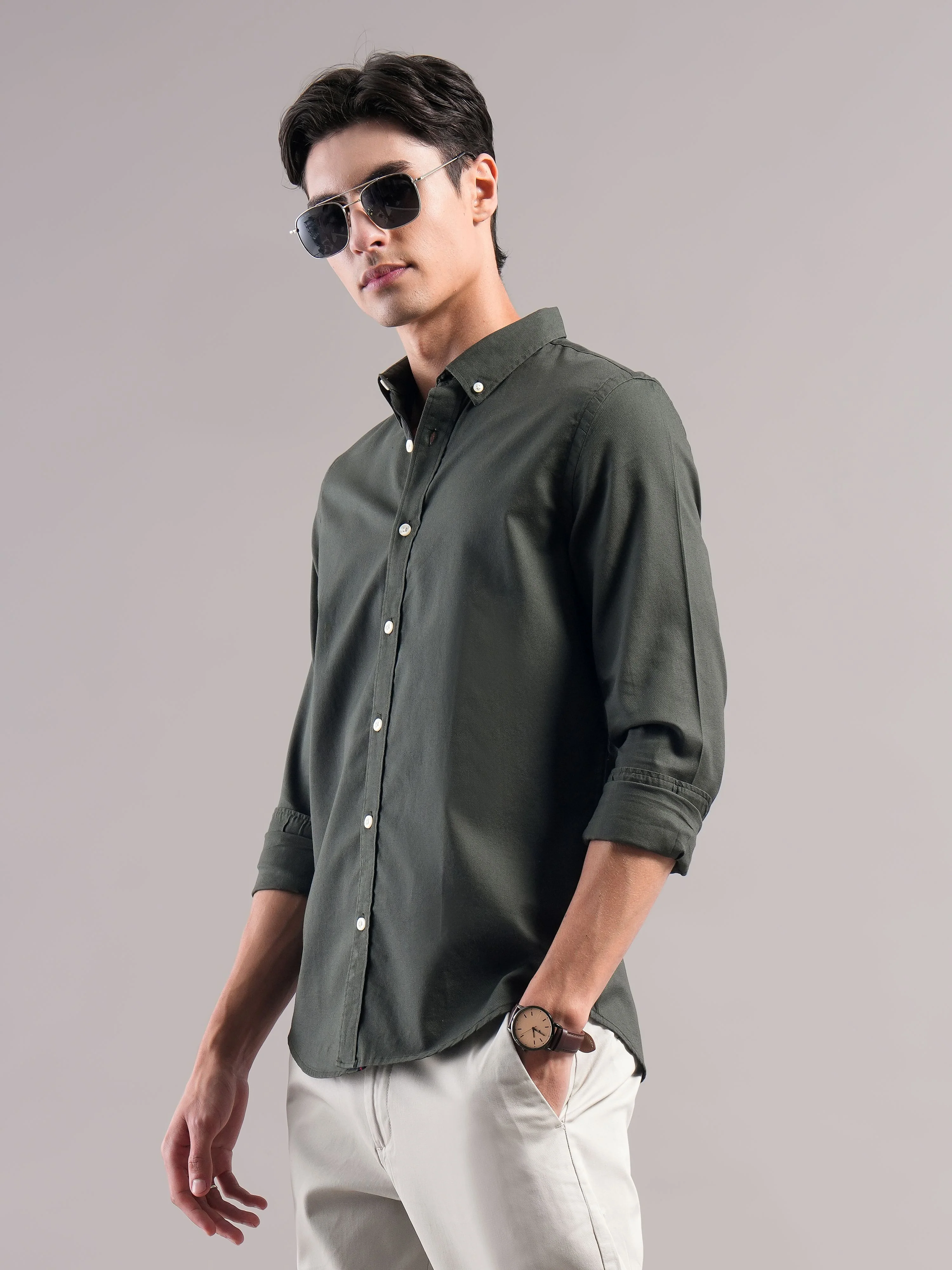 Men Olive Solid Casual Shirt - Image 6