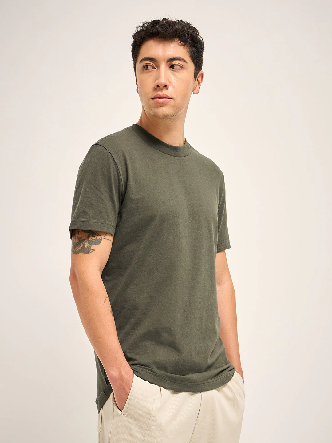 Men Olive Solid Crew Neck Relax Fit T-Shirt - Image 3