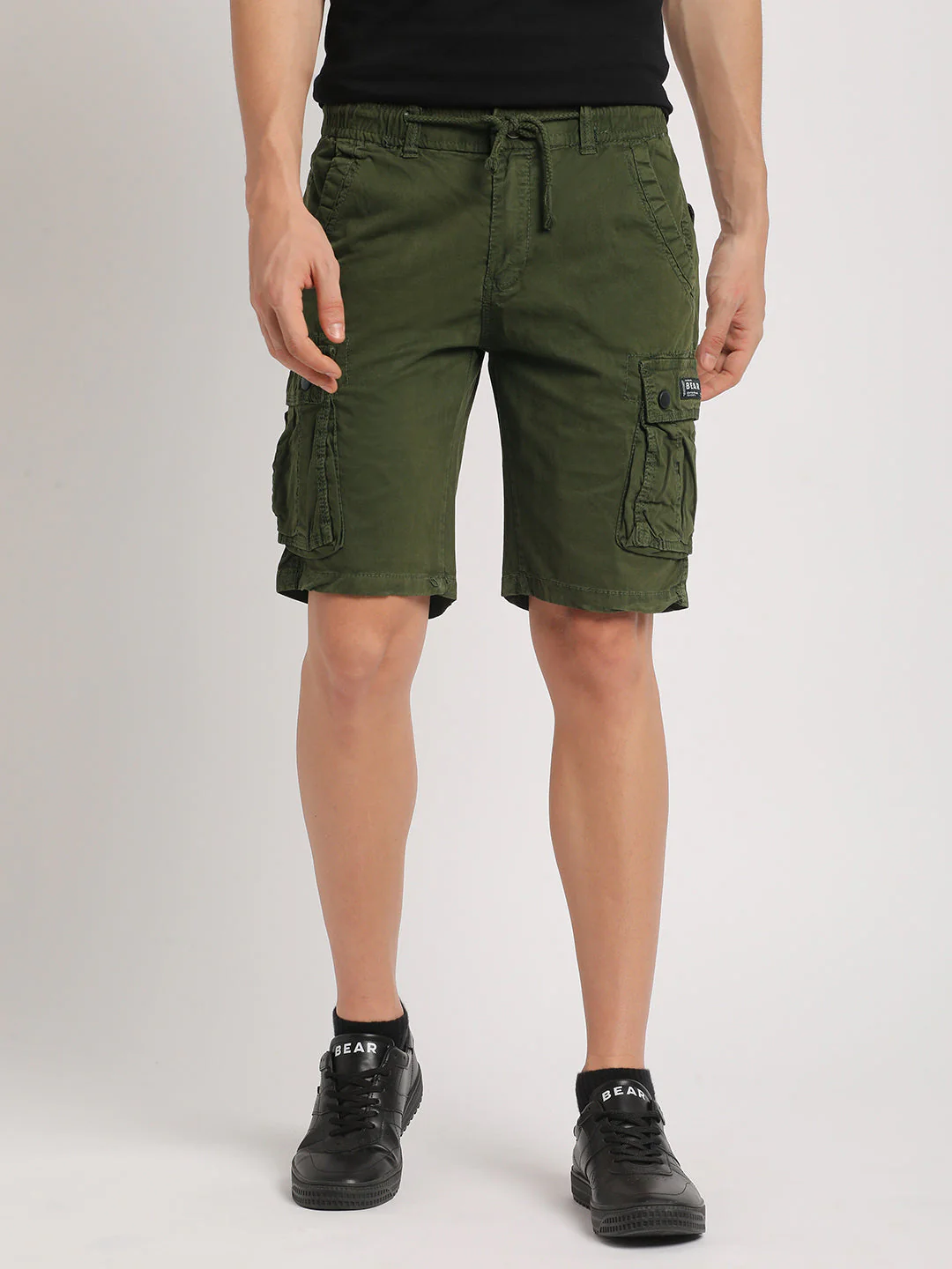 Men Olive Solid Regular Fit Cotton Cargo Shorts - Image 2