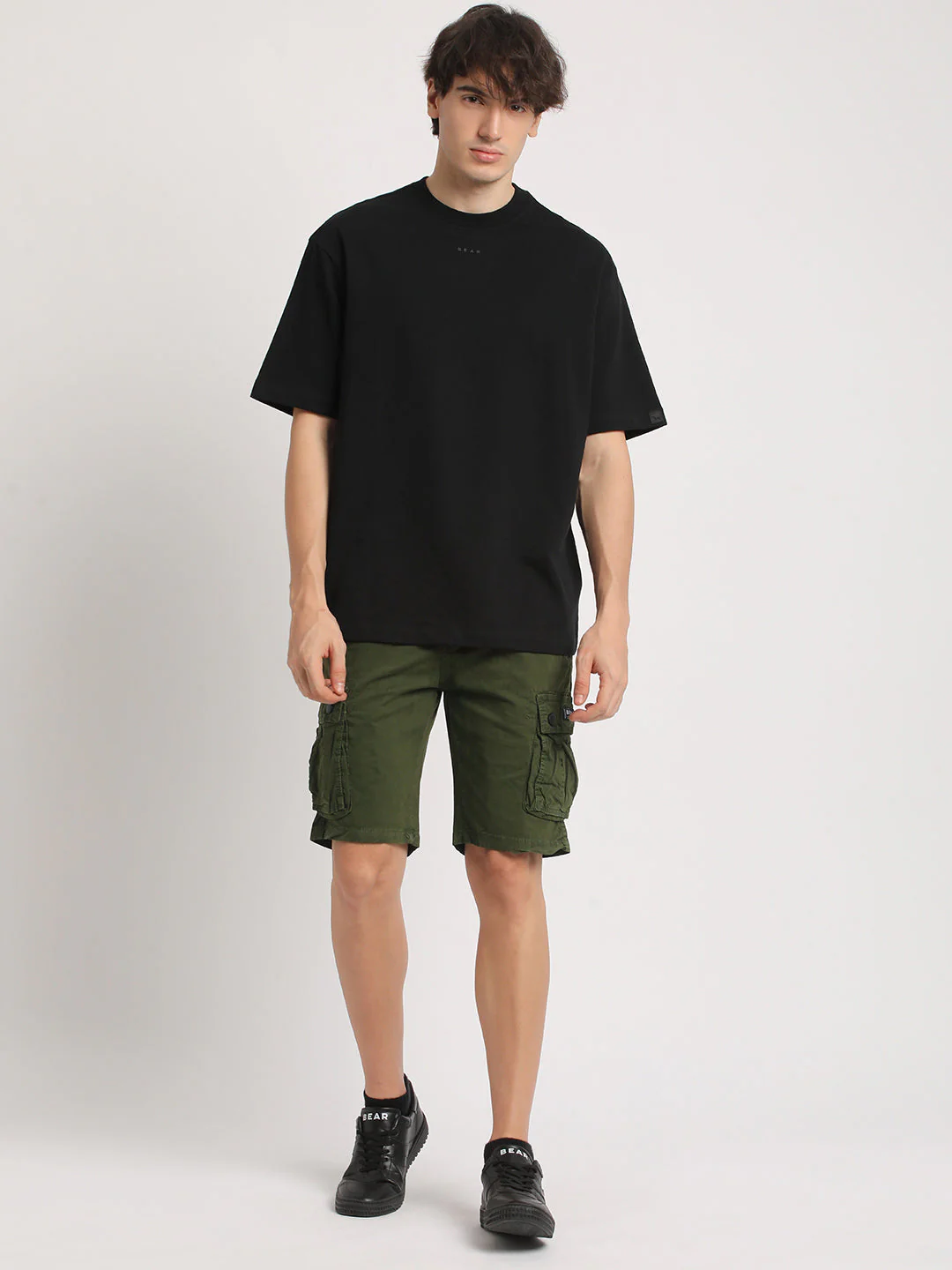 Men Olive Solid Regular Fit Cotton Cargo Shorts - Image 5