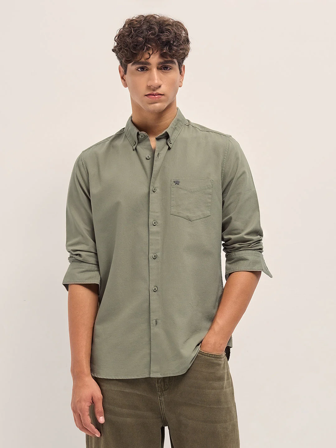 Men Olive Solid Slim Fit Casual Shirt - Image 6