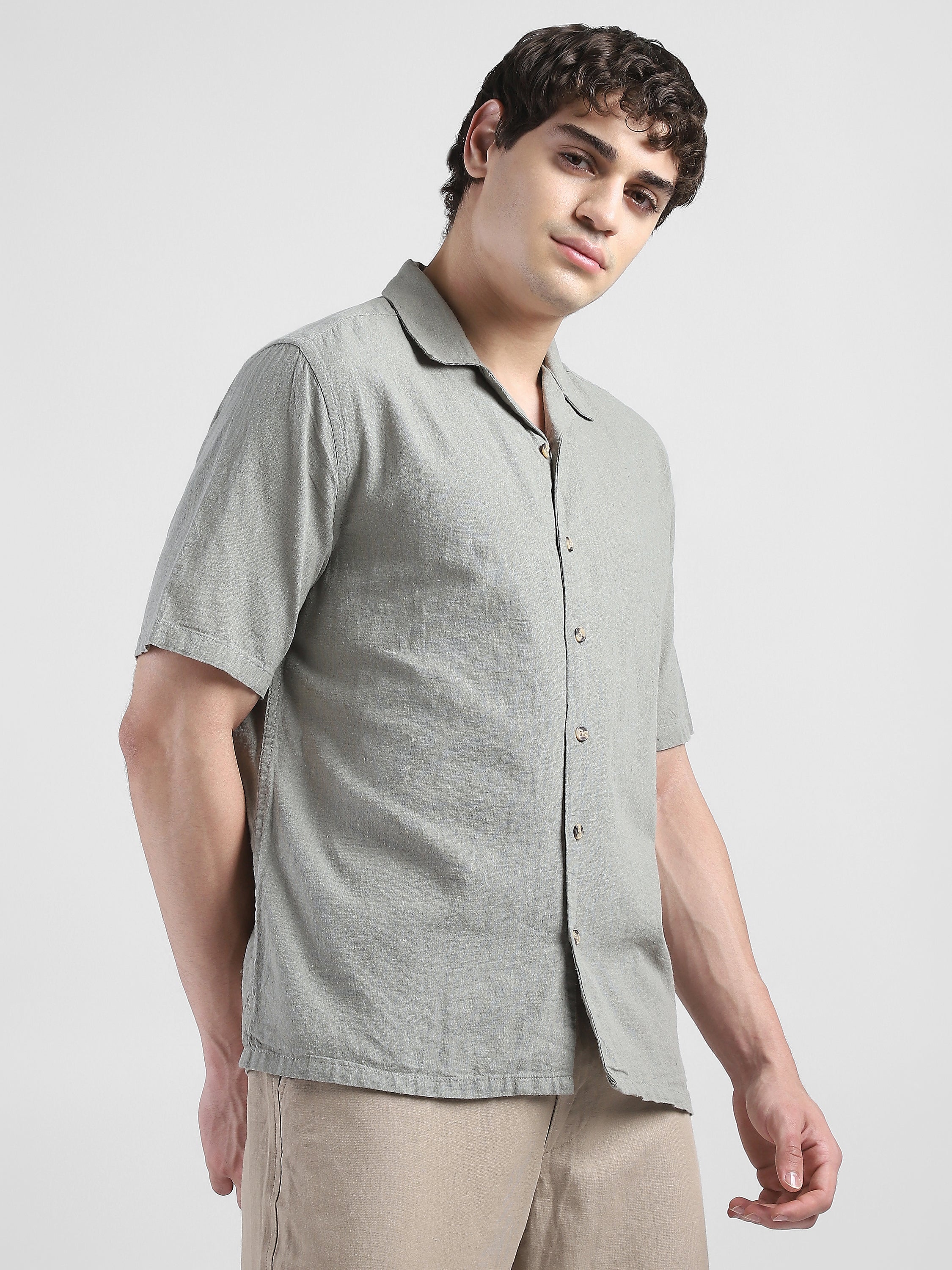 Men Olive Spread Collar Cotton Blend Shirt - Image 5