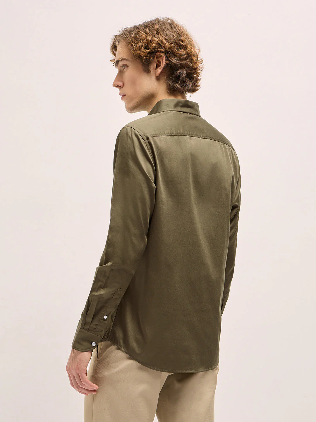 Men Olive Tailored Fit Solid Formal Shirt - Image 2