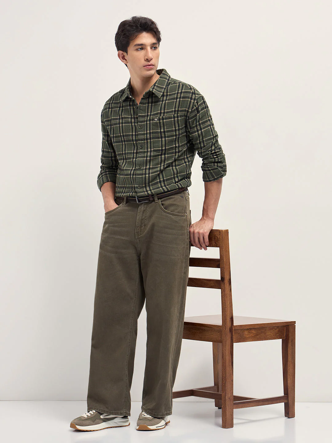 Men Olive Tartan Check Cotton Relaxed Fit Casual Shirt - Image 4