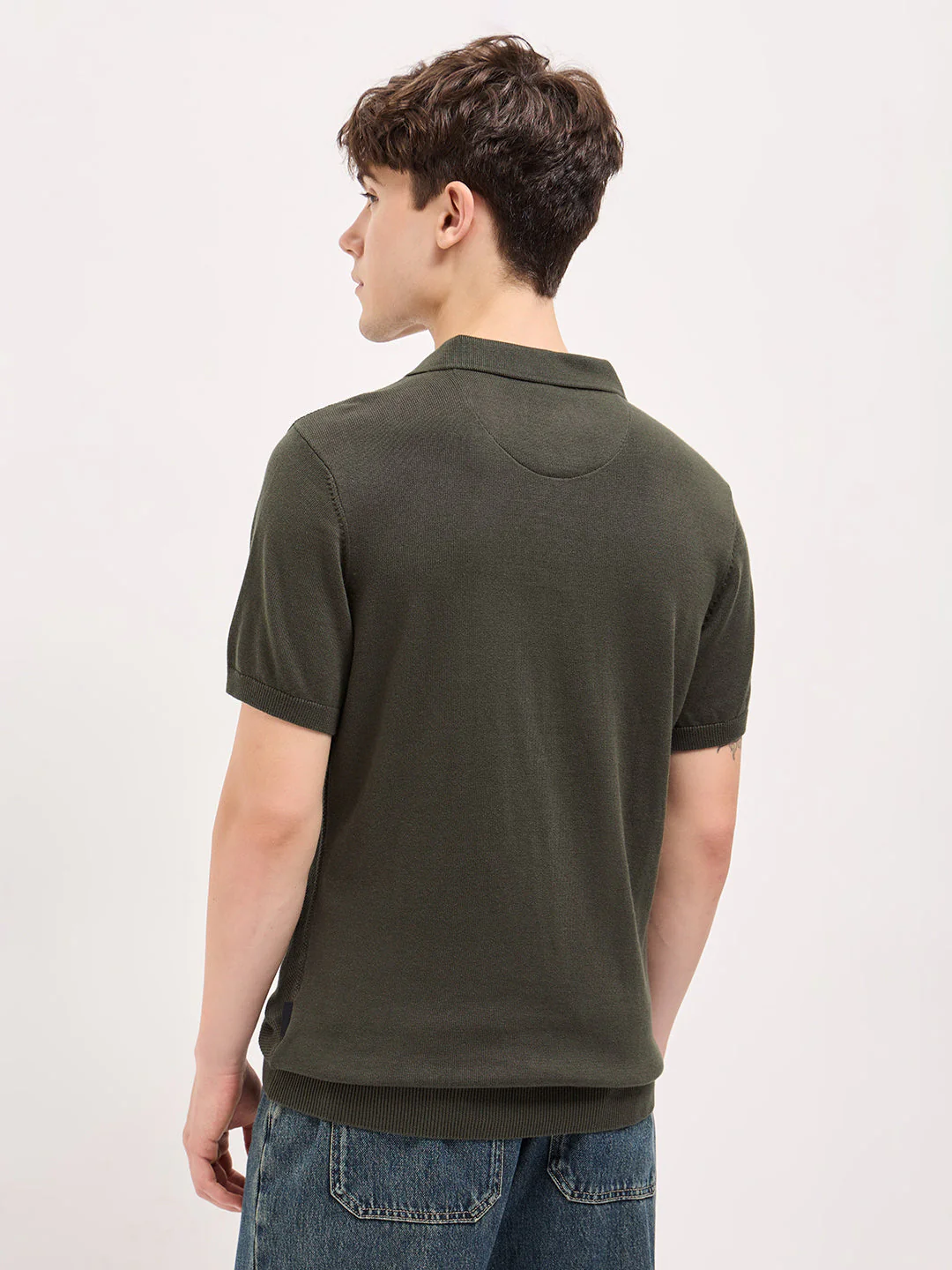 Men Olive Textured Knit Regular Fit Polo T-shirt - Image 2