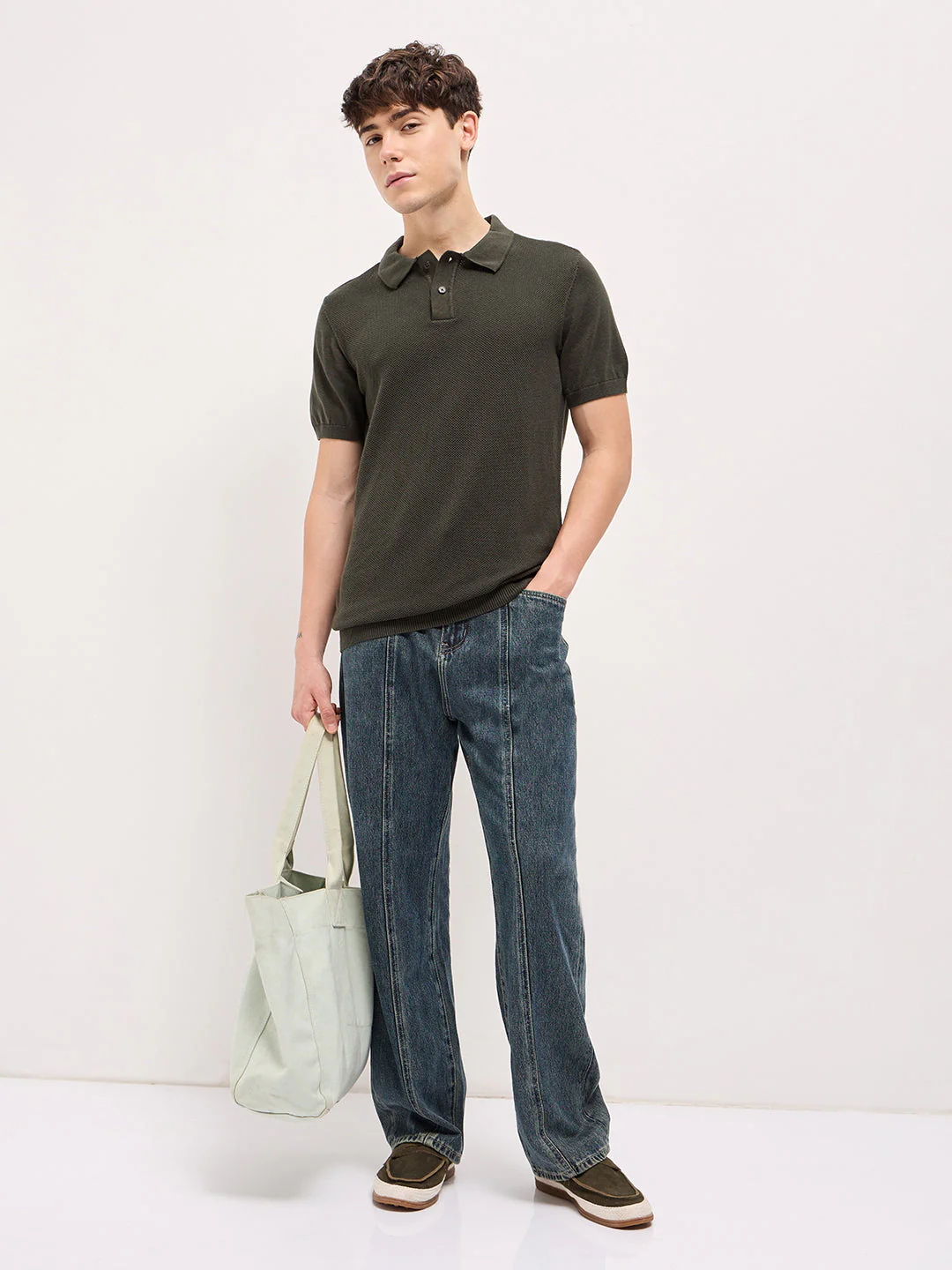 Men Olive Textured Knit Regular Fit Polo T-shirt - Image 4