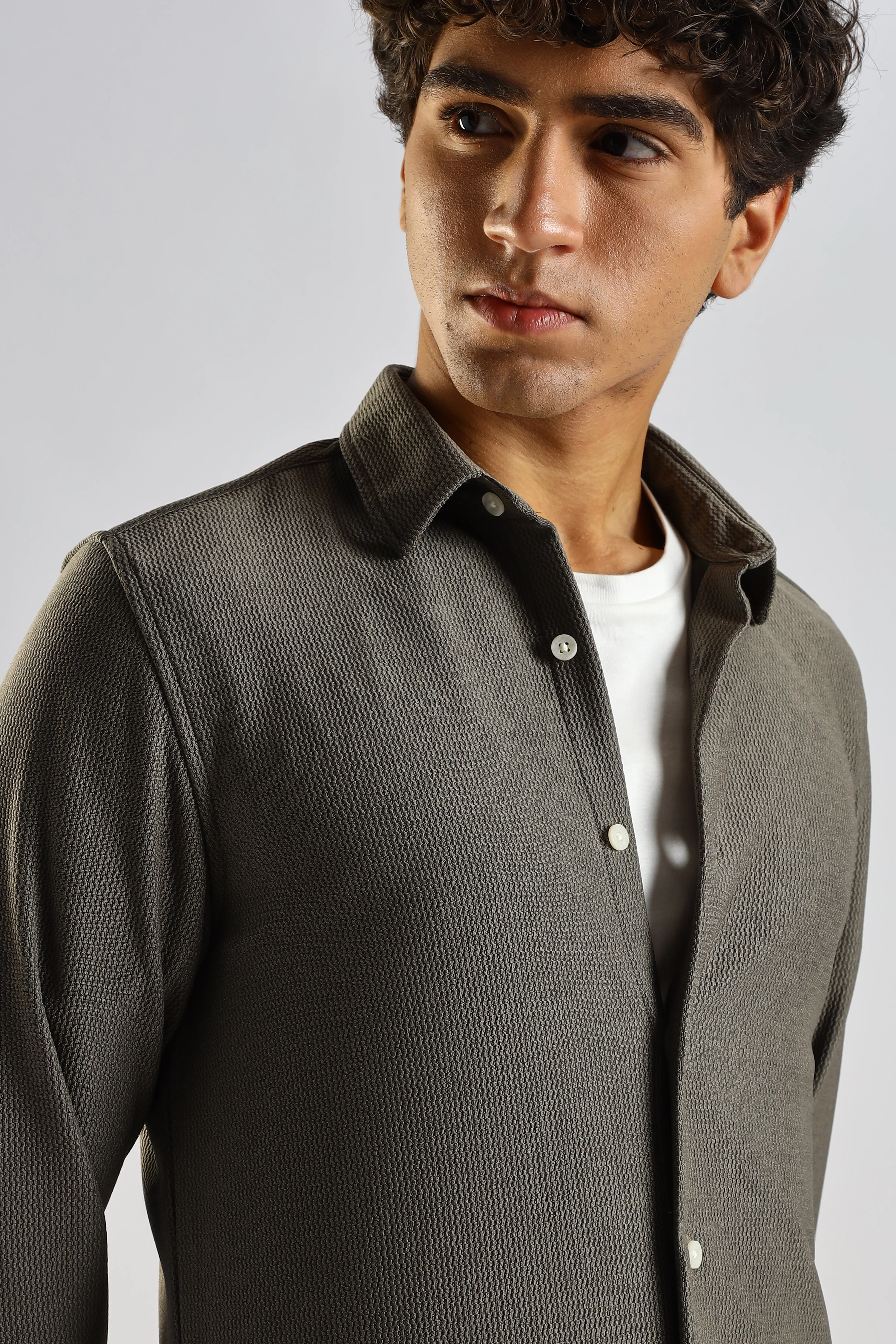 Men Olive Textured Spread Collar Shirt - Image 7