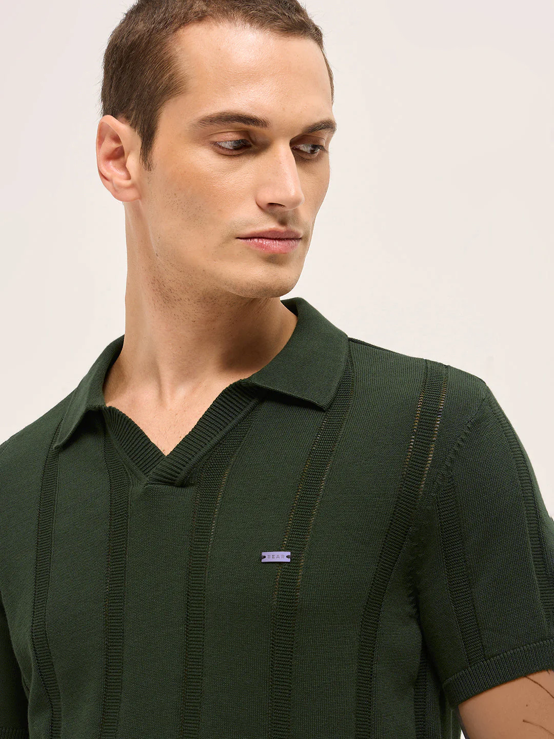 Men Olive Textured vertical knit stripes Slim Fit Polo - Image 5