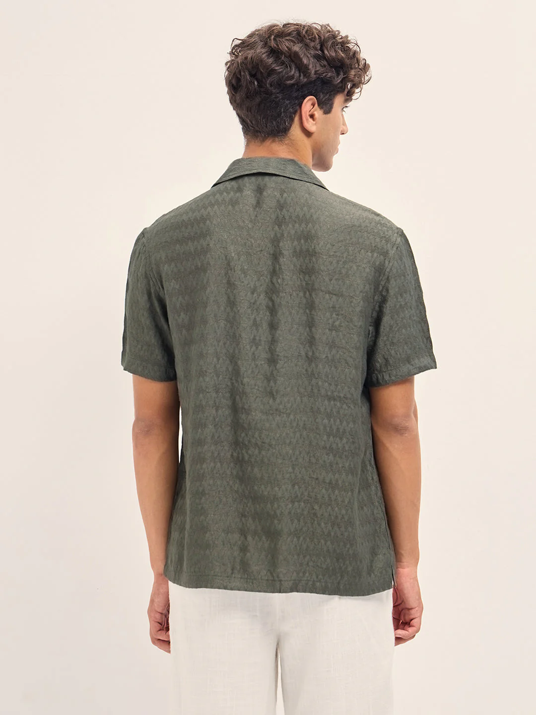 Men Olive Zigzag Textured Weave Relaxed Fit Half Sleeve Casual Shirt - Image 2