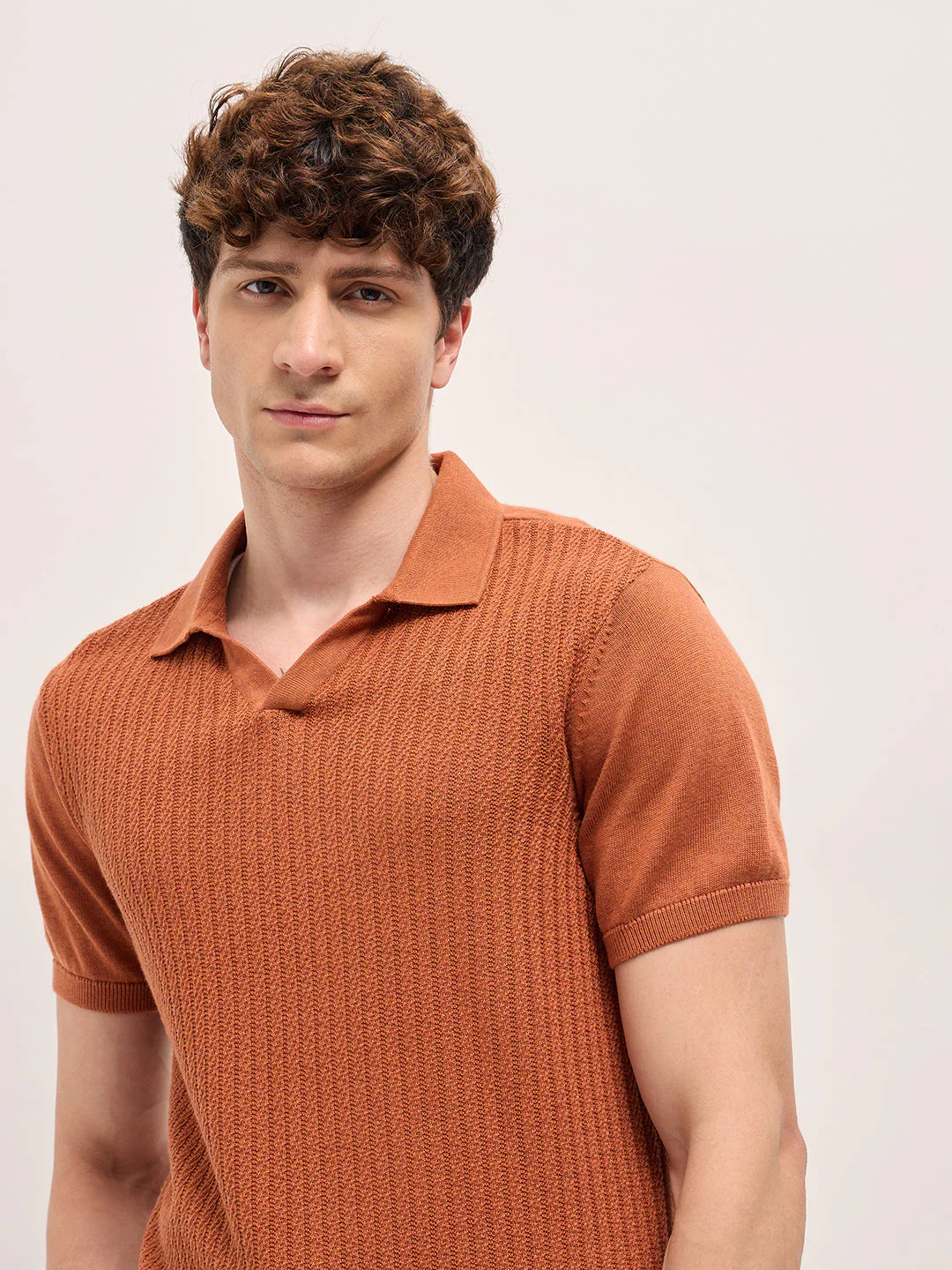 Men Orange Ribbed Texture Design Slim Fit Polo - Image 5