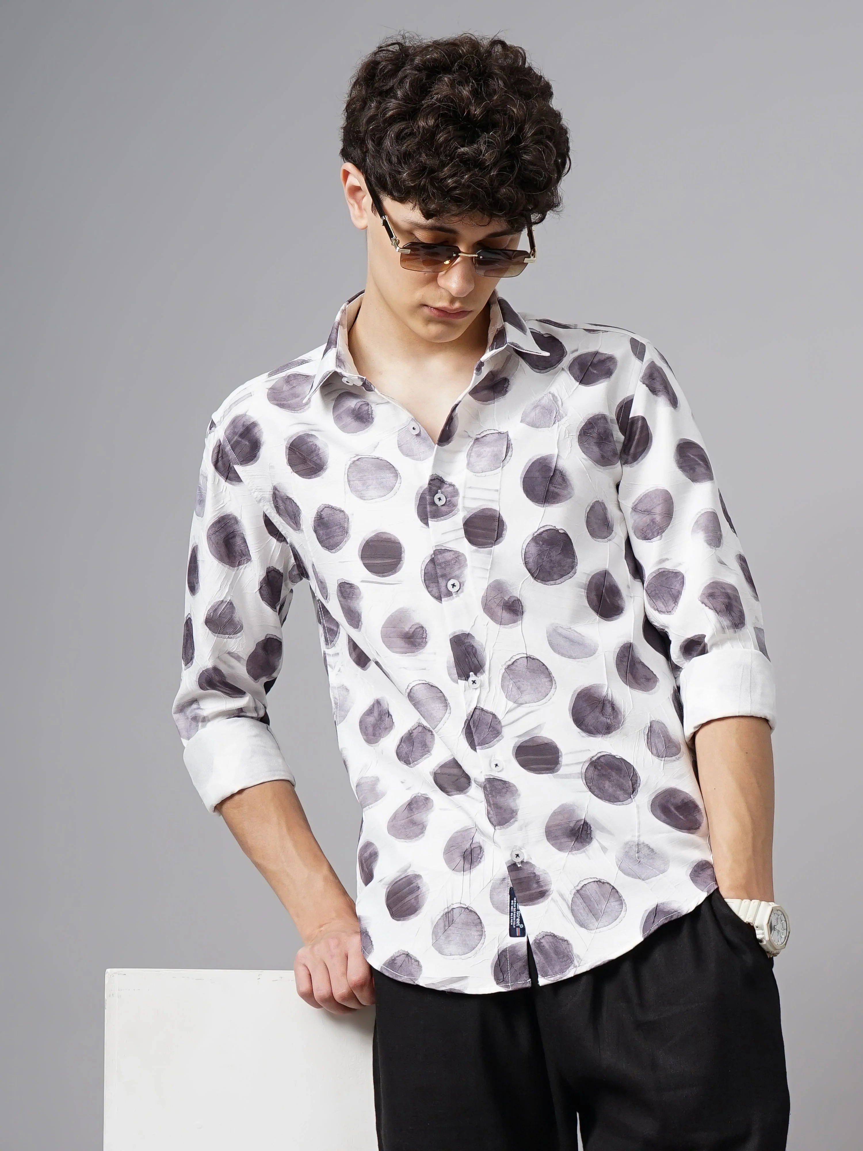 Men Otaru White Print Shirt - Image 4
