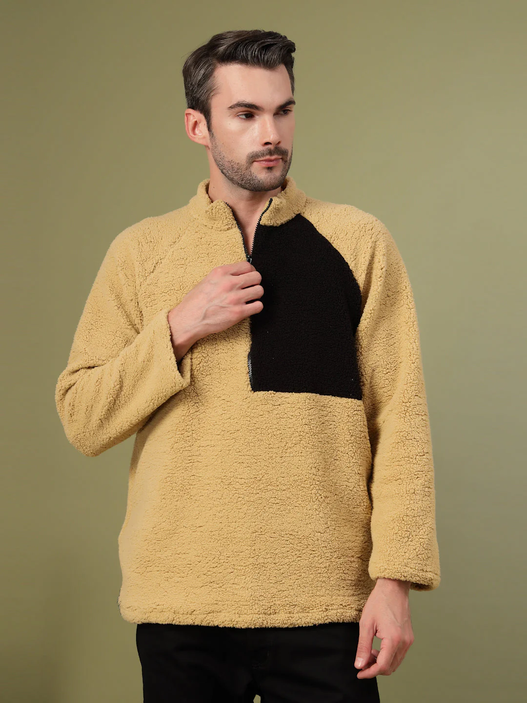 Men Oversized Colorblocked Sweatshirt - Image 2