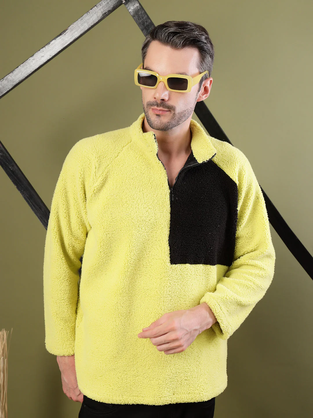 Men Oversized Sherpa Colorblocked Sweatshirt - Image 2