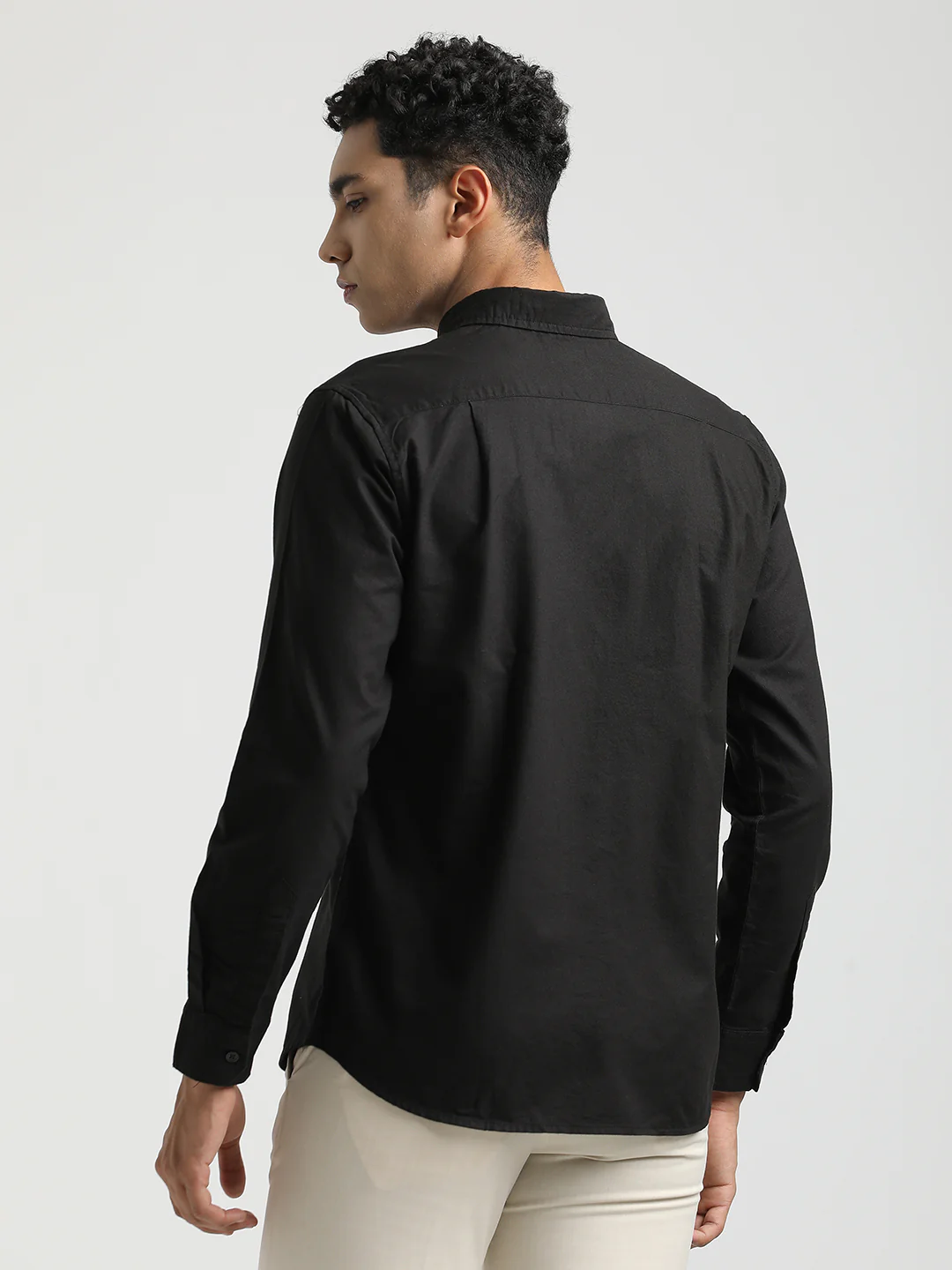 Men Oxford Cotton Shirt with Button-Down Collar - Image 3