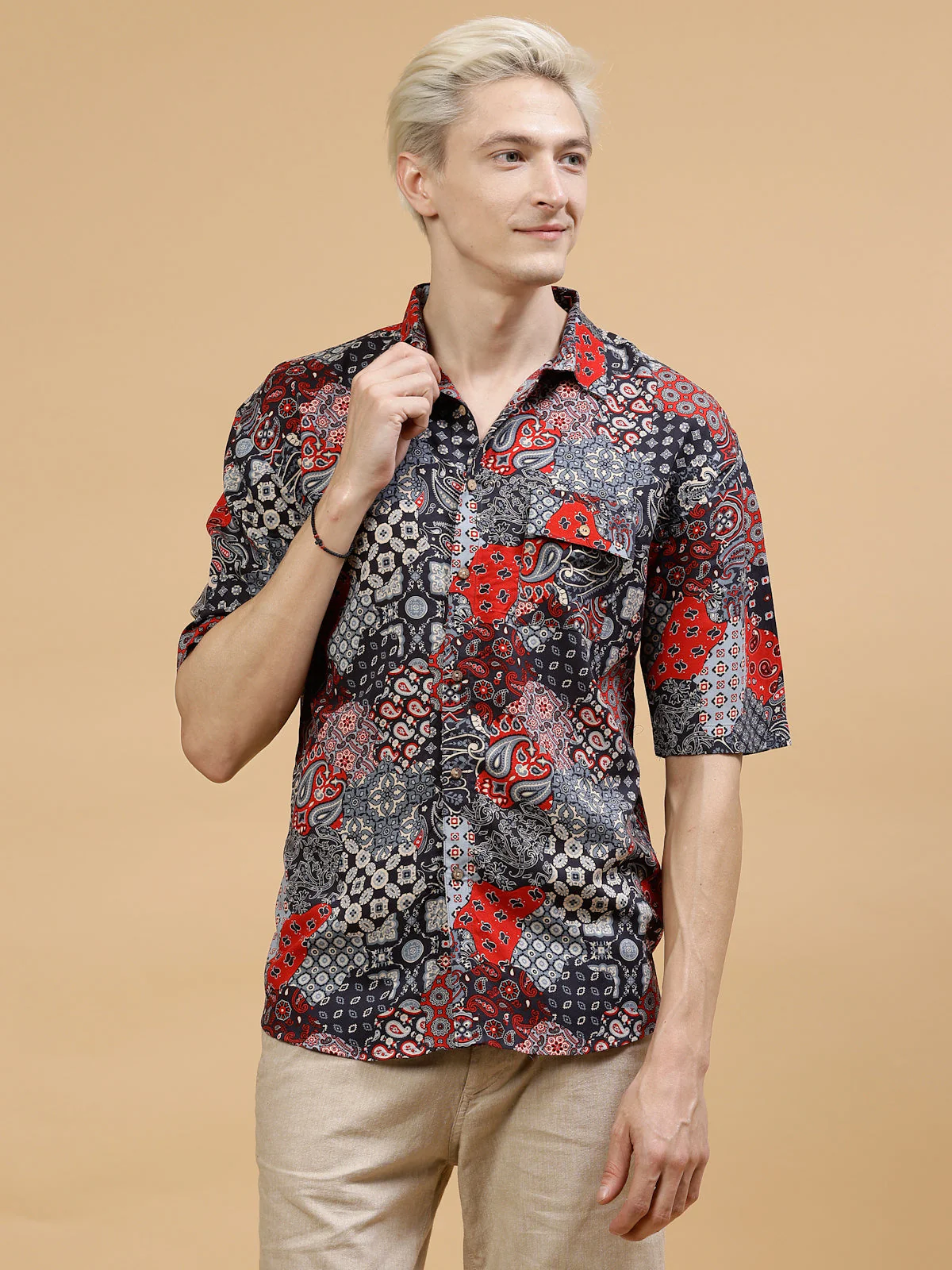 Men Paisley Print DropShoulder Hawaiian Shirt - Image 2