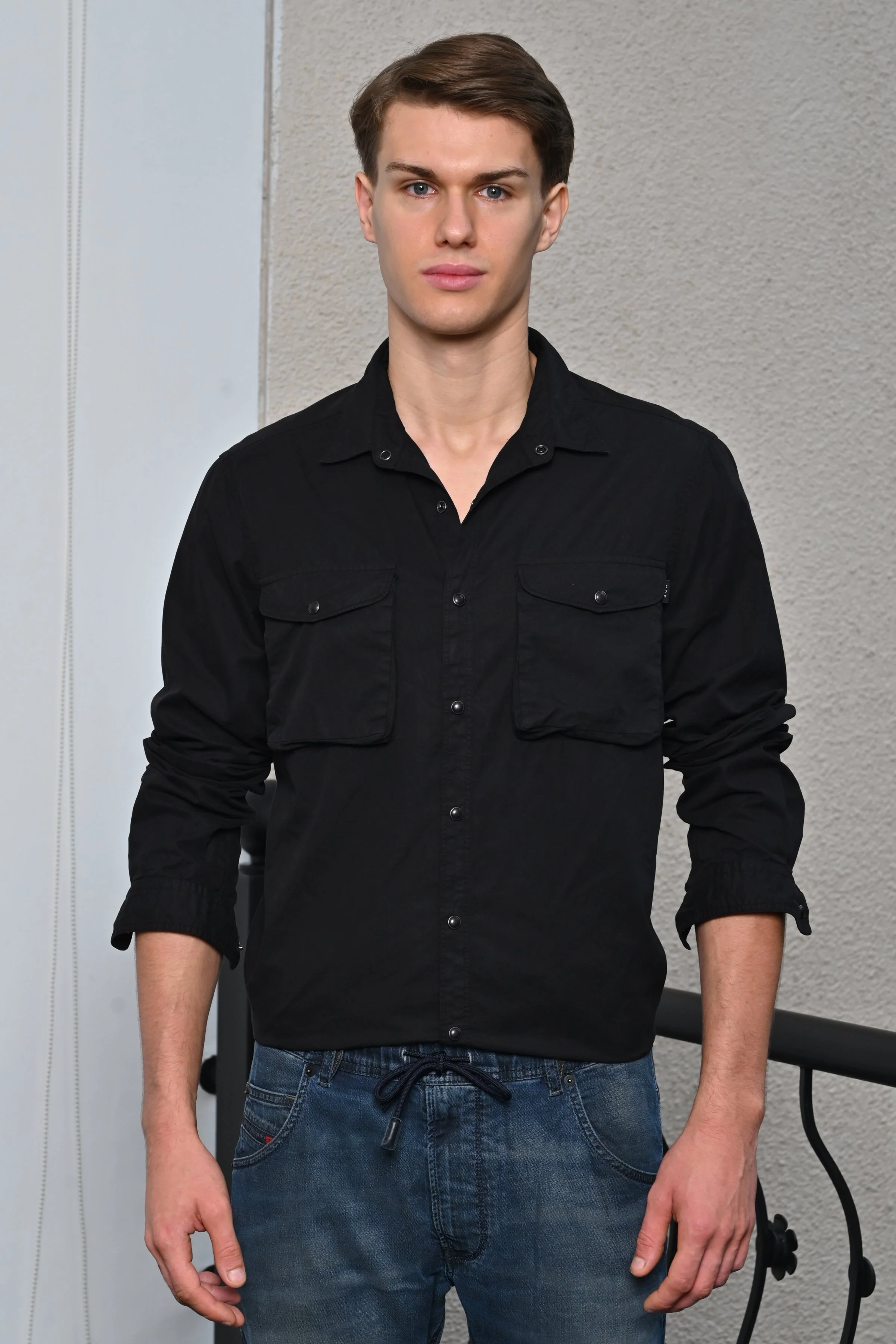 Men Patric Cotton Cargo Shirt Black - Image 3