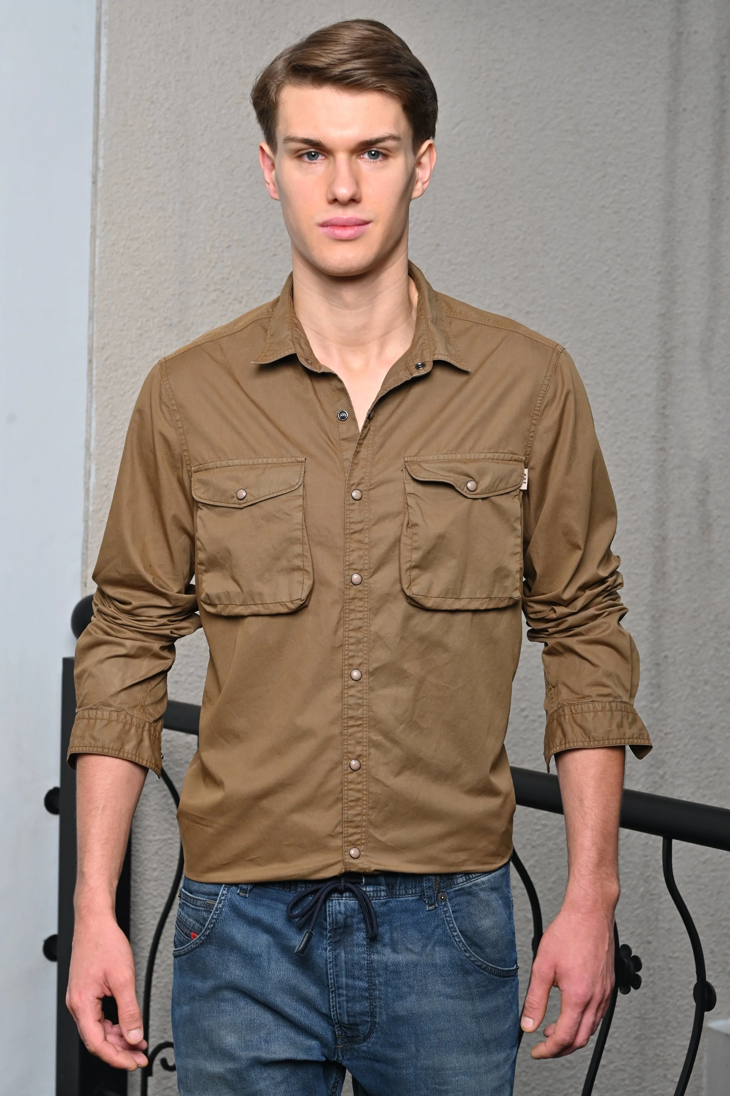 Men Patric Cotton Cargo Shirt Khaki - Image 3