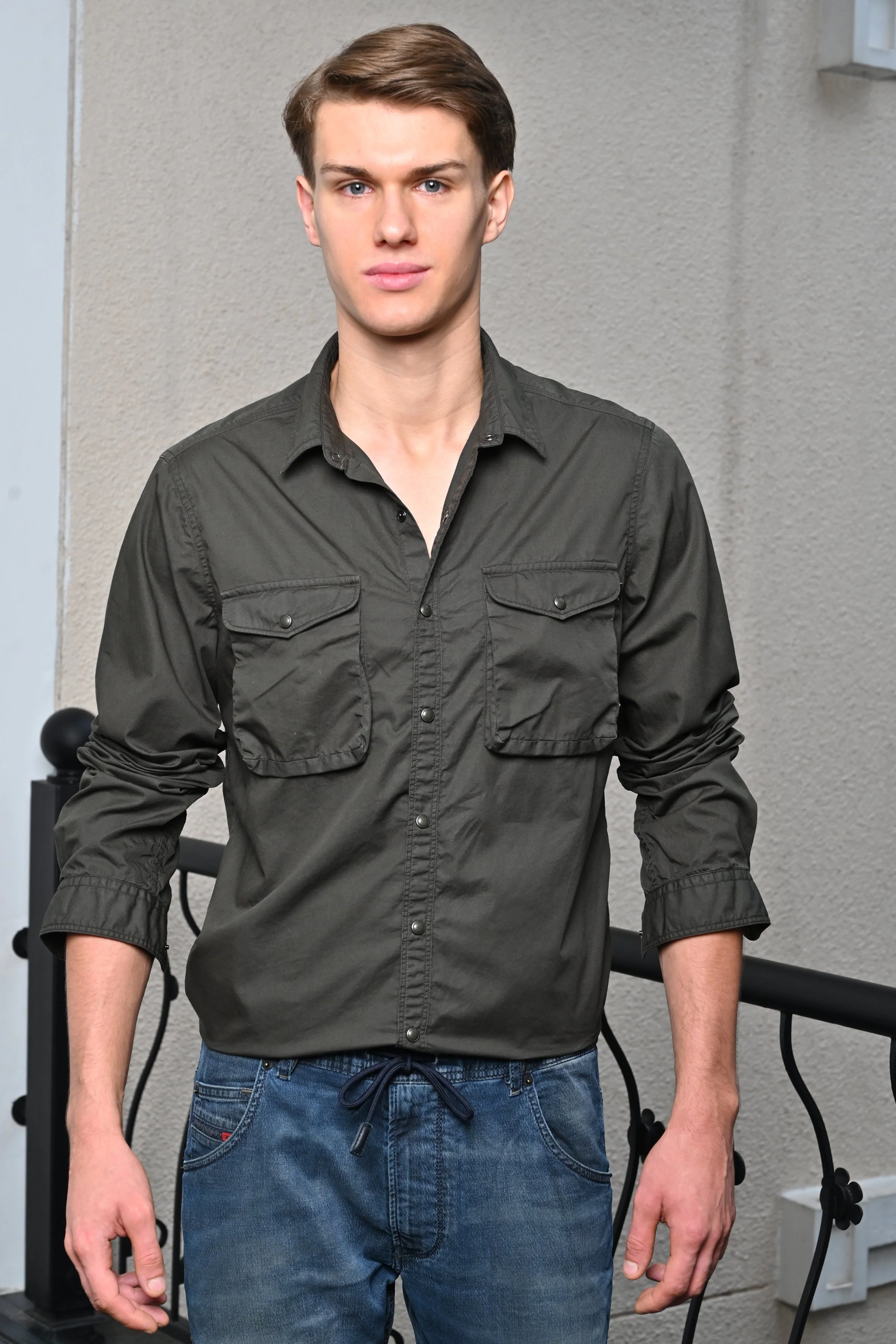 Men Patric Cotton Cargo Shirt Olive - Image 3
