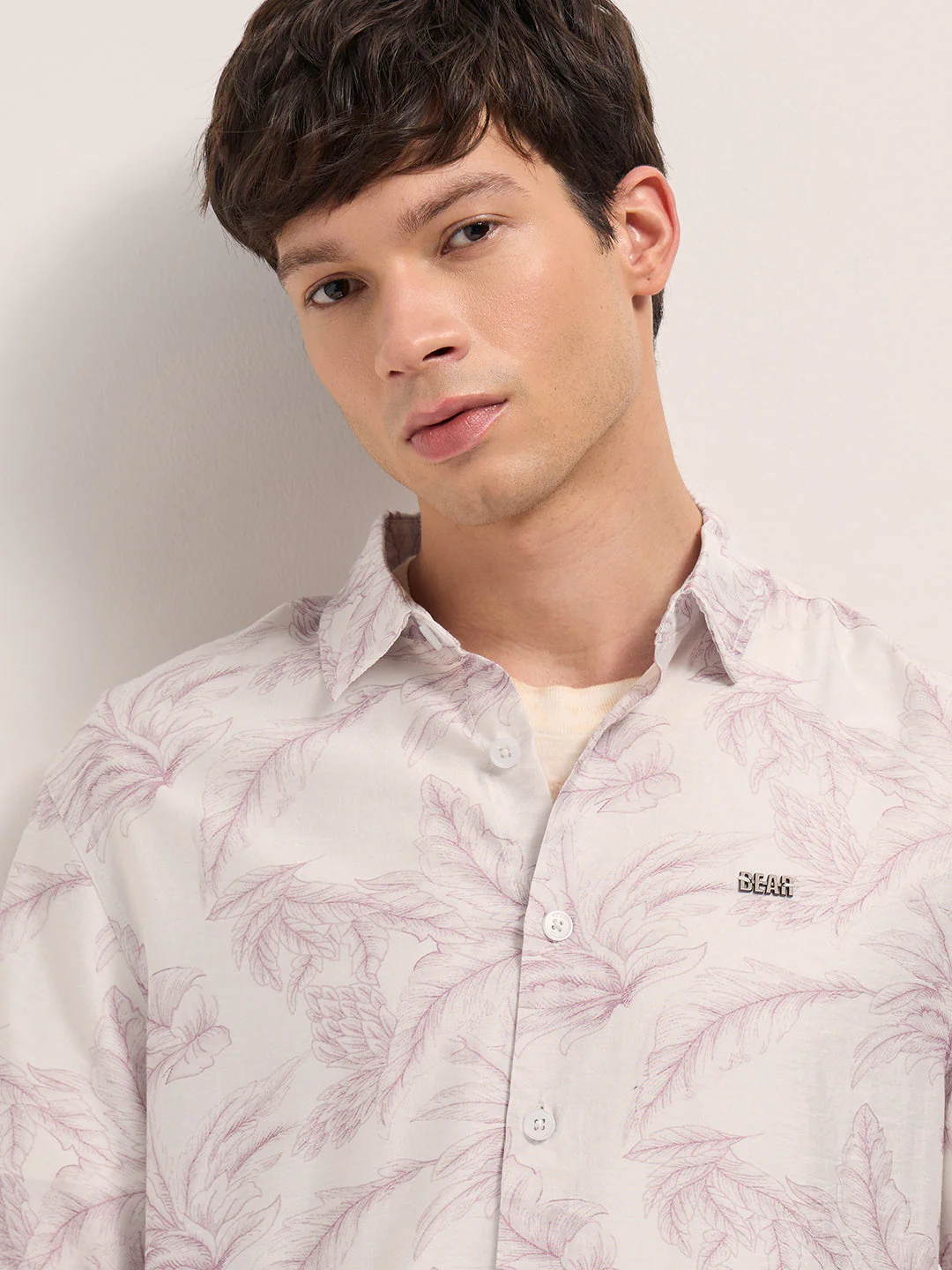 Men Peach and White Leafy Botanical Print Relaxed Fit Casual Shirt - Image 5