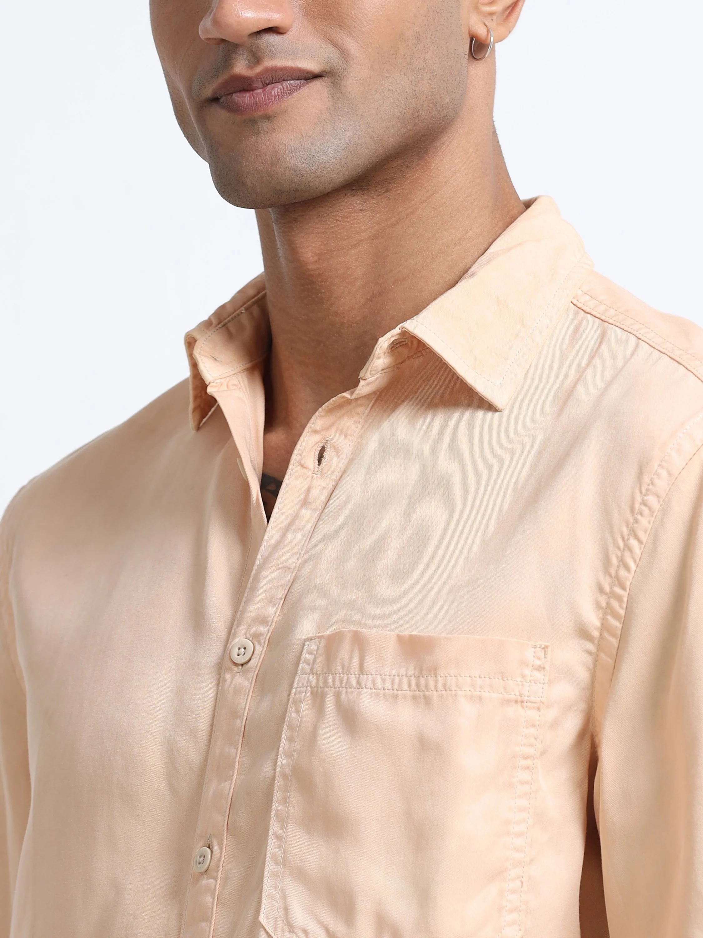 Men Peach Regular Fit Cotton Shirt - Image 4