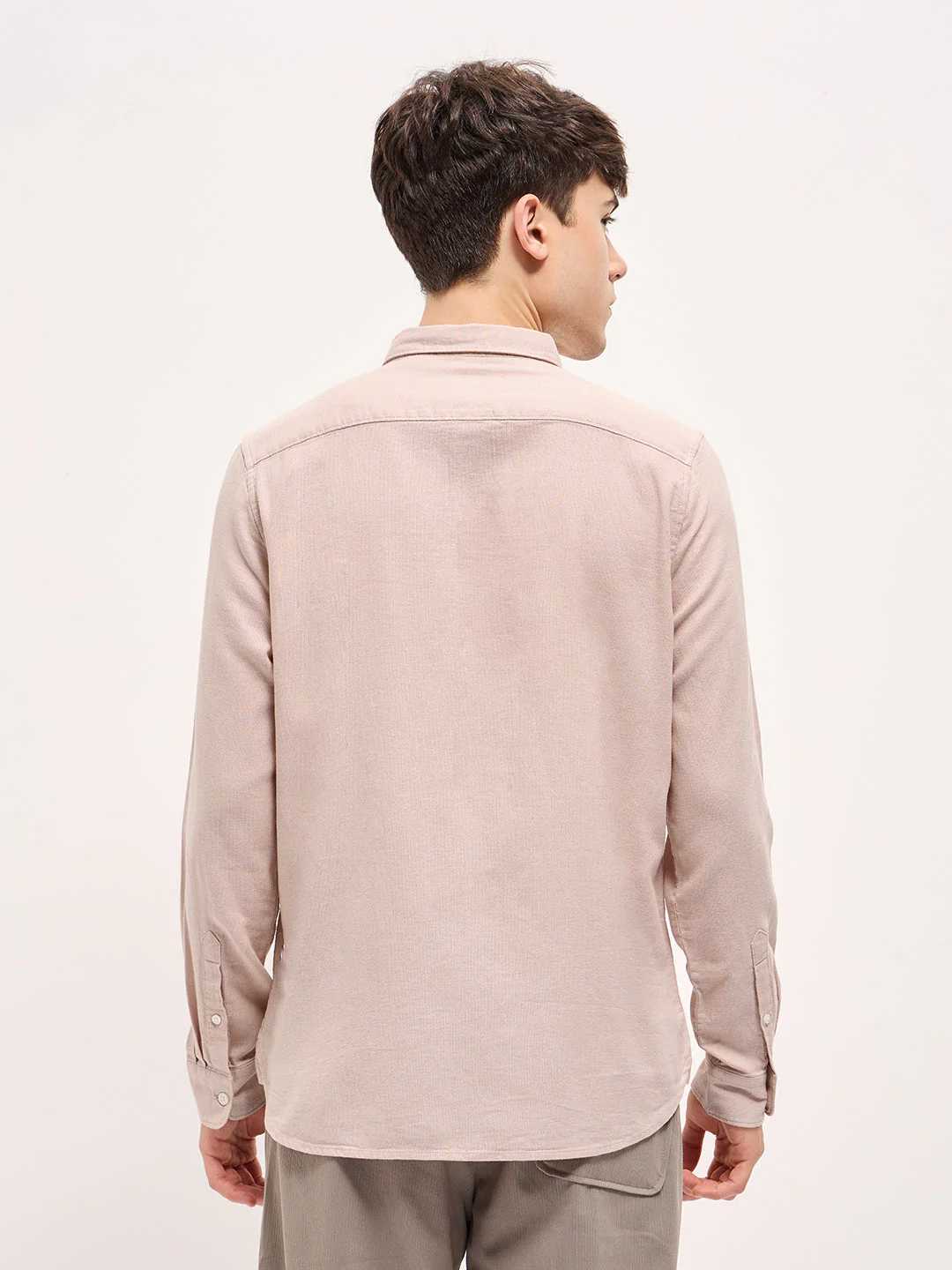Men Peach Solid Slim Fit Casual Shirt - Image 2