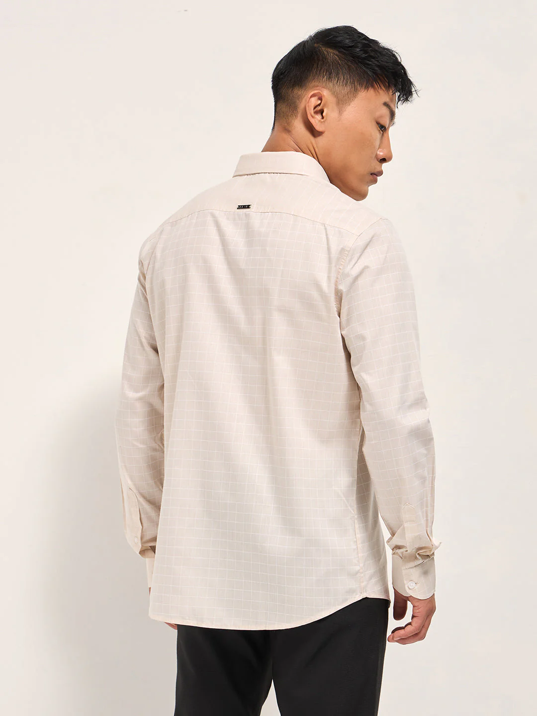 Men Peach Windowpane Checks Tailored Fit Formal Shirt - Image 2