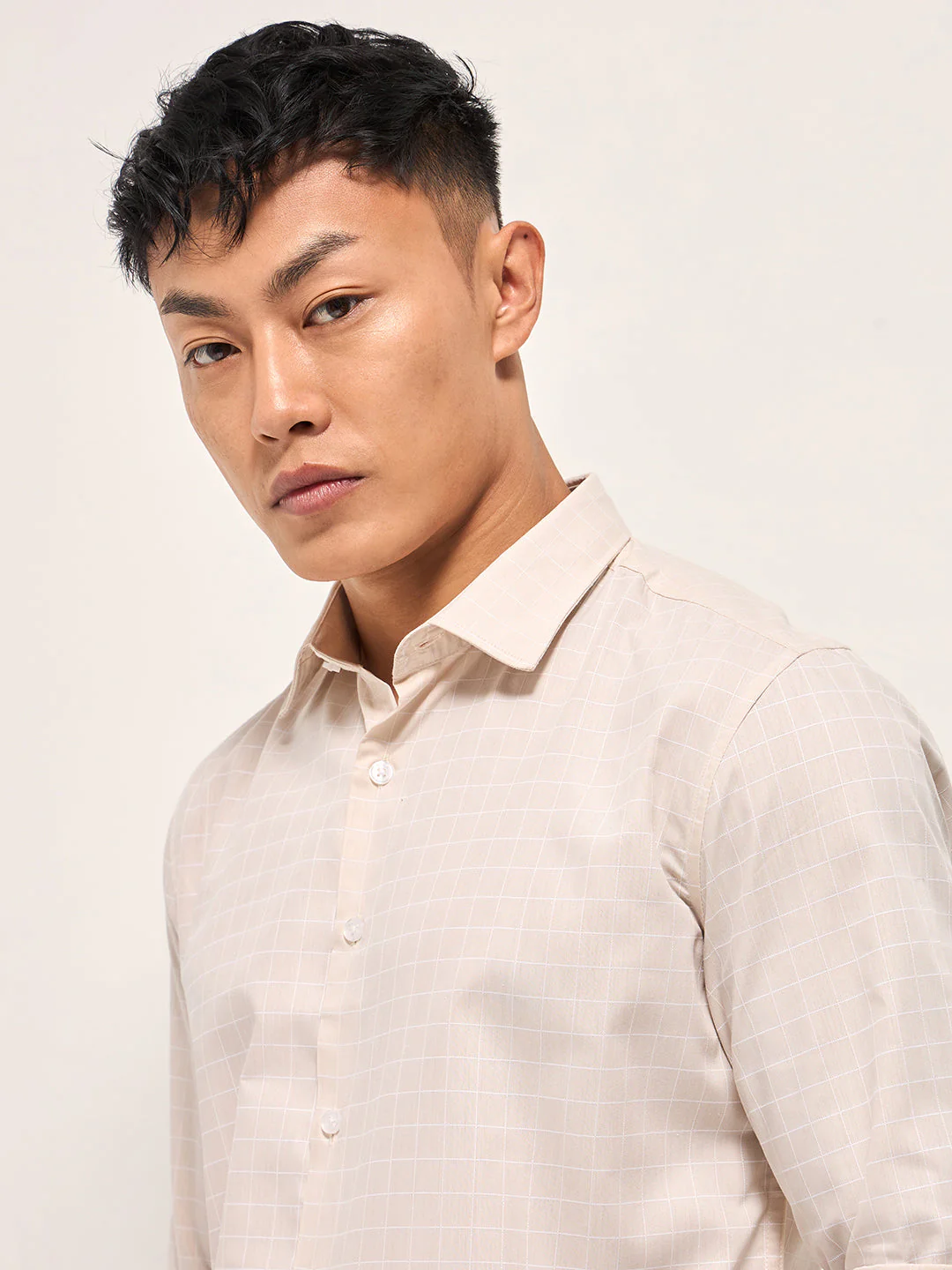 Men Peach Windowpane Checks Tailored Fit Formal Shirt - Image 5