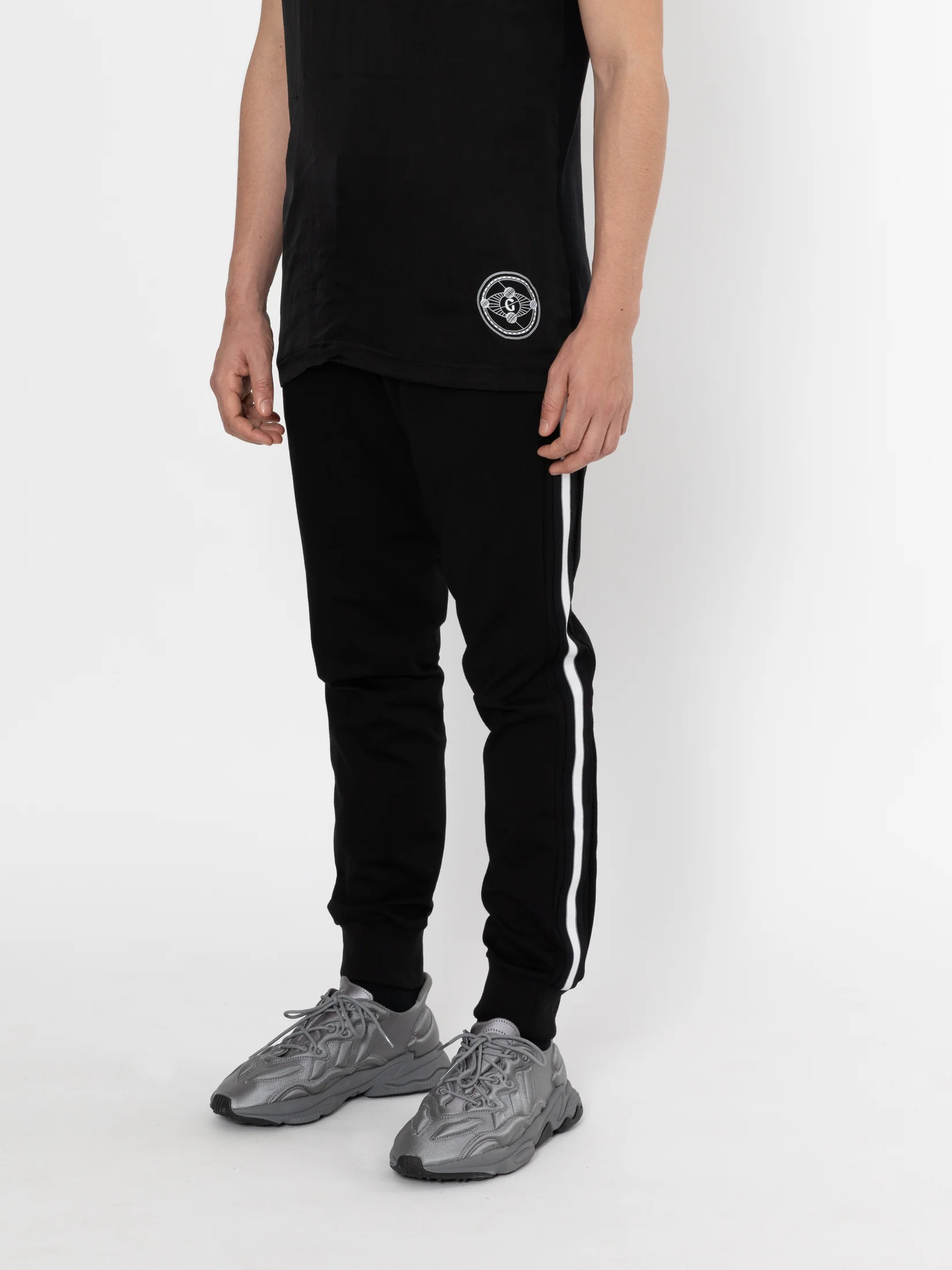 Men Phantasm Jogger - Image 2