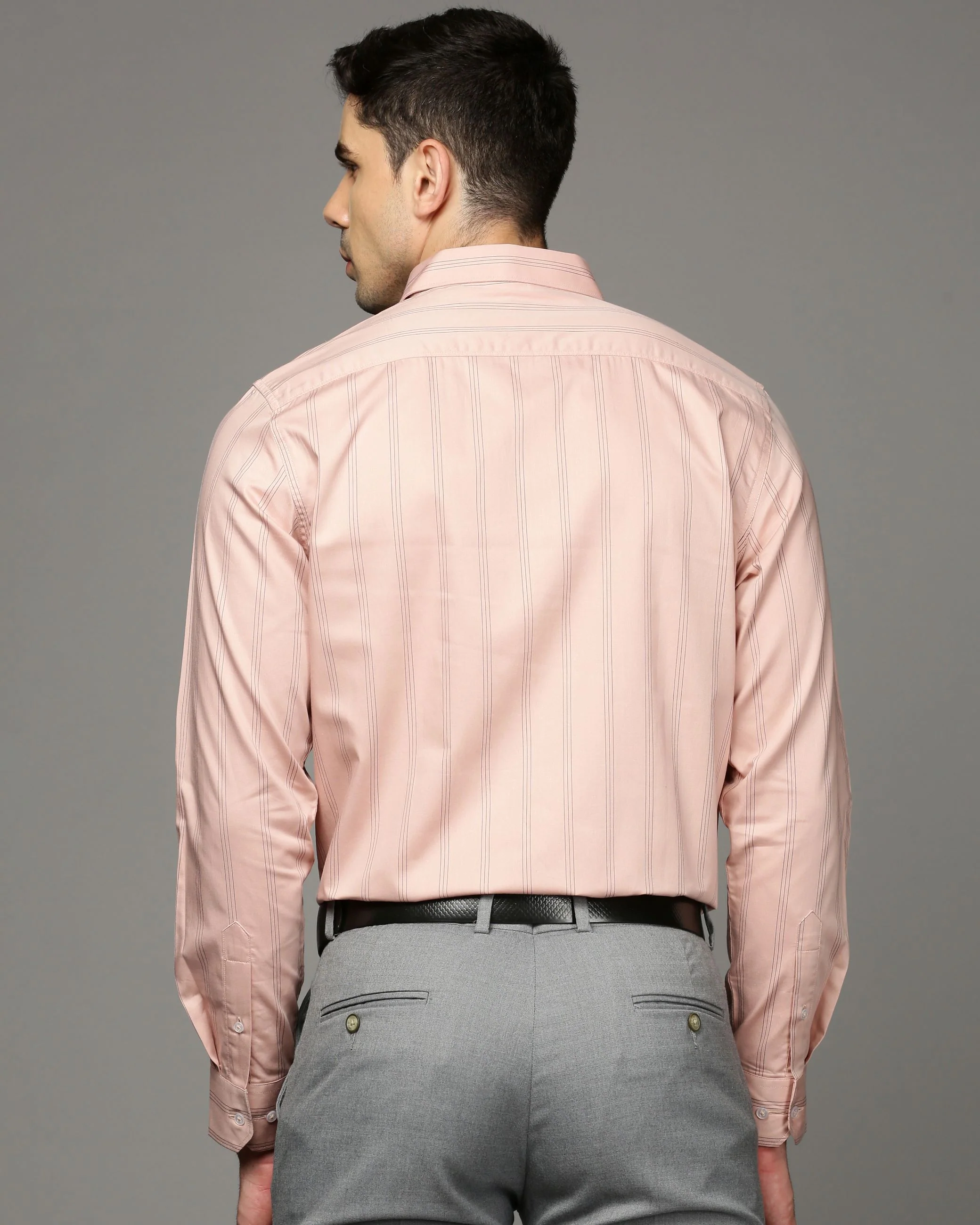 Men Pink Cotton Blend Slim Shirt - Image 4