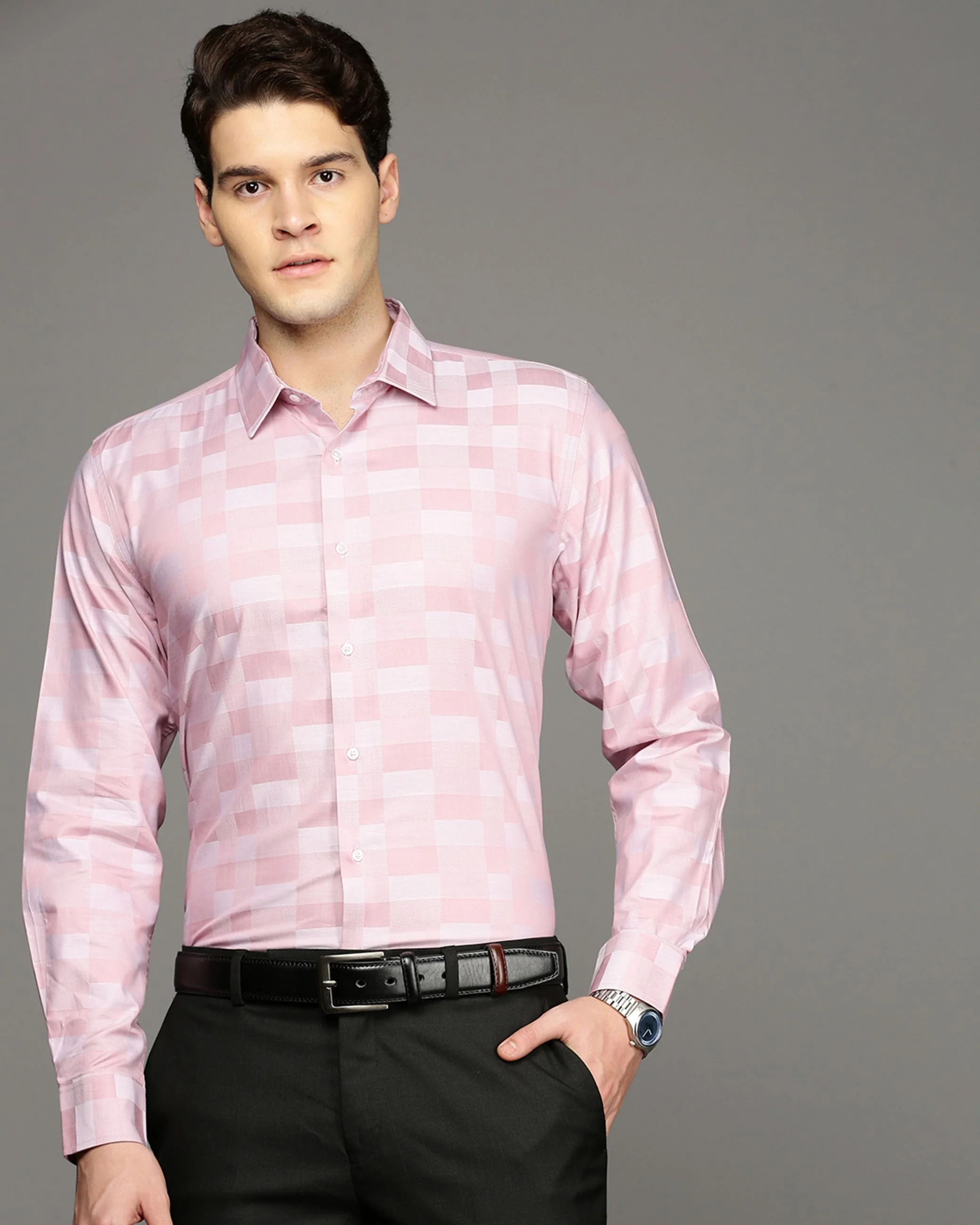 Men Pink Cotton Blend Slim Shirt - Image 2