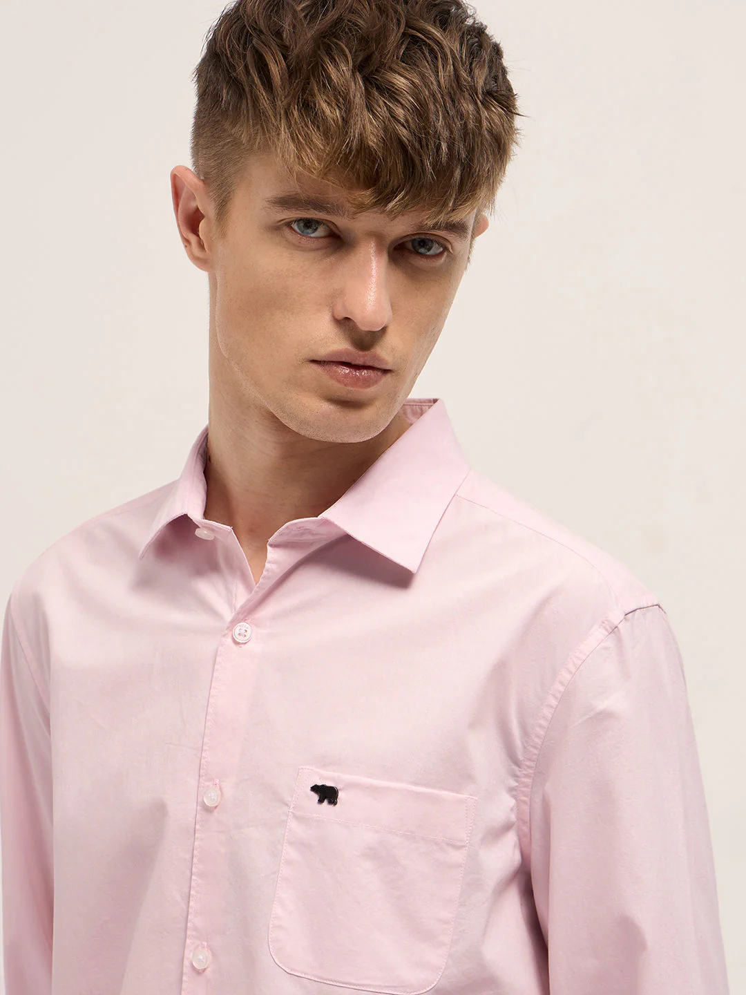Men Pink Cotton Solid Slim Fit Casual Shirt - Image 5
