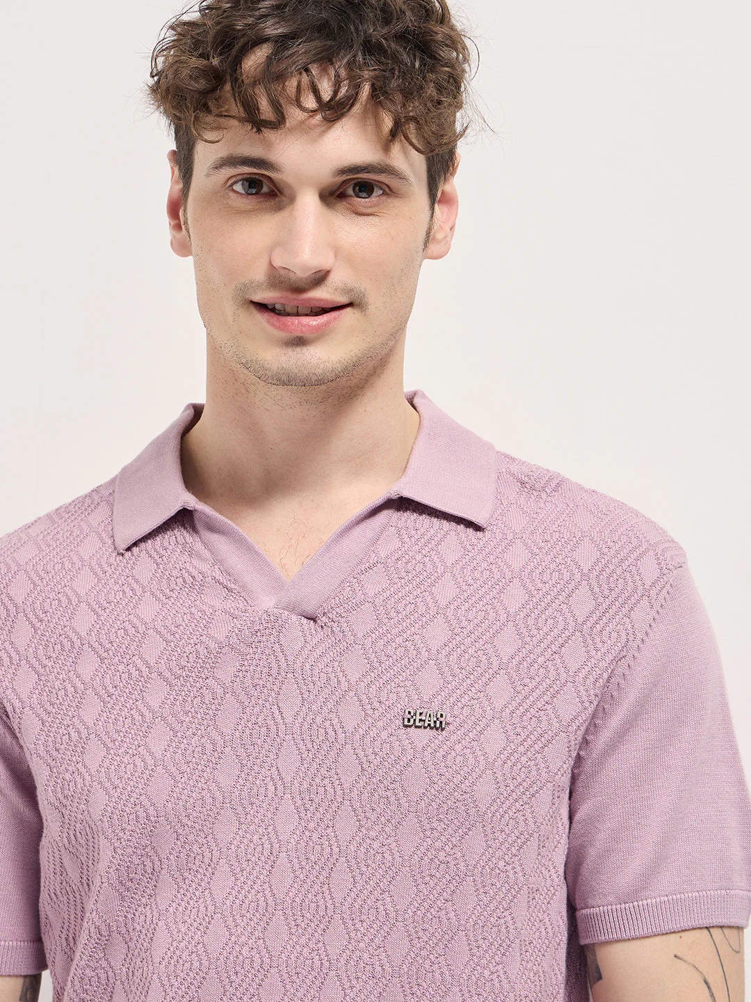 Men Pink Geometric textured Knit Slim Fit Polo - Image 5