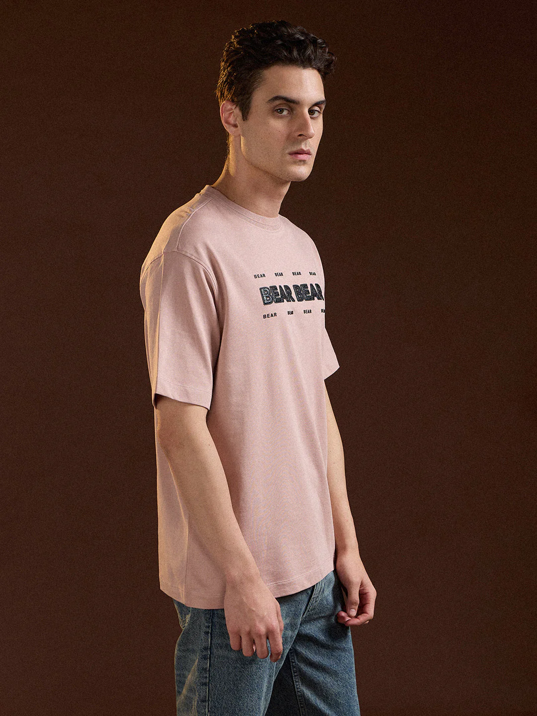 Men Pink Oversize Repeated "BEAR" Graphic Print Crew Neck T-shirt - Image 3