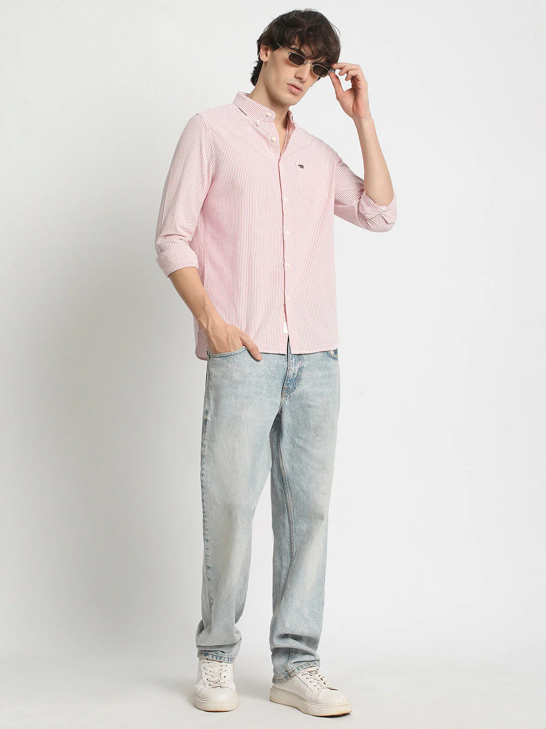 Men  Pink Slim Fit Pin Stripe Casual Shirt - Image 2