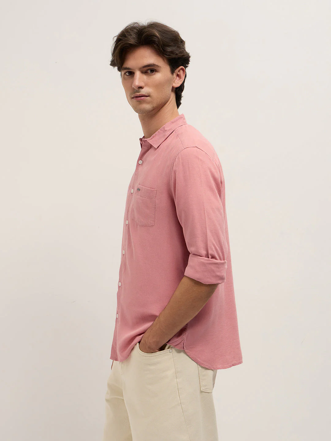 Men Pink Solid Lyocell Slim Fit Casual Shirt - Image 3