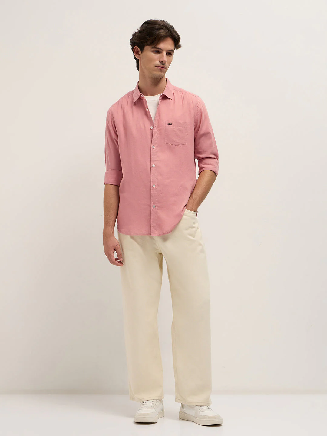 Men Pink Solid Lyocell Slim Fit Casual Shirt - Image 4
