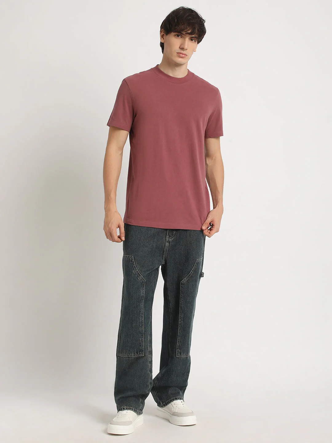 Men Pink Solid Relaxed Fit Round Neck T Shirt | The Bear House - Image 5