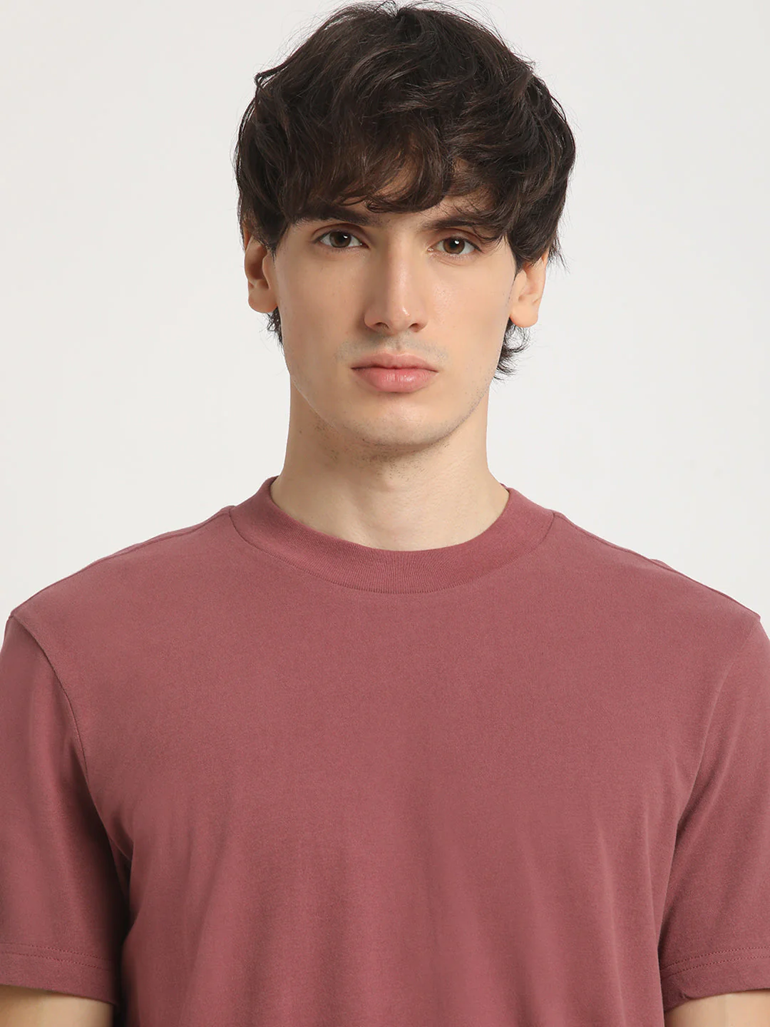 Men Pink Solid Relaxed Fit Round Neck T Shirt | The Bear House - Image 6