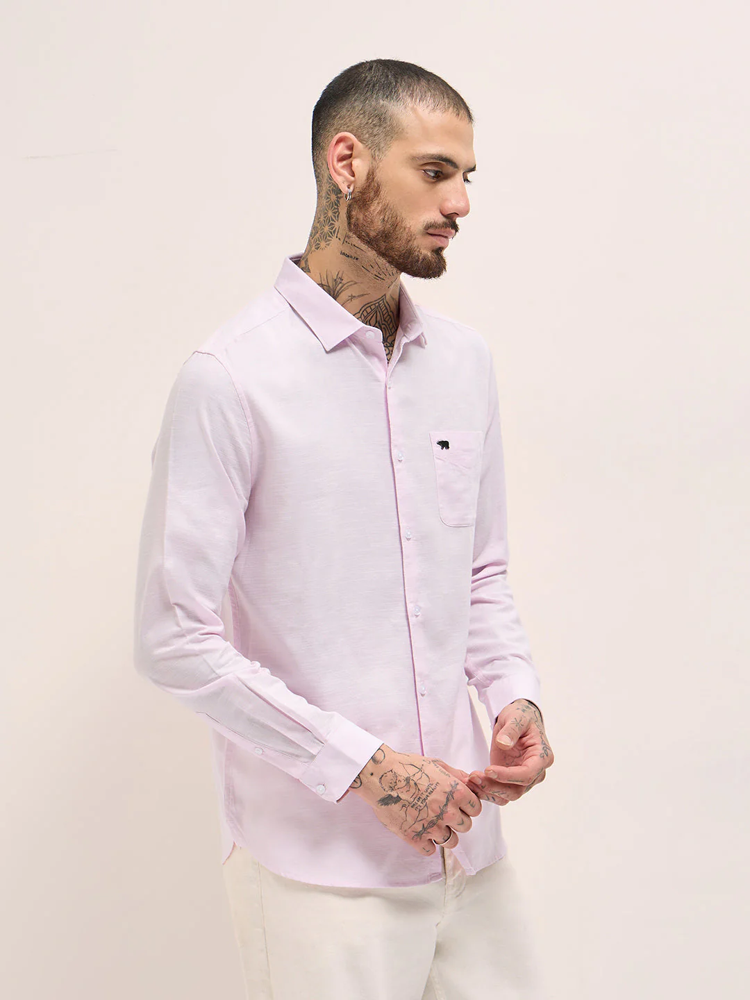 Men Pink Solid Slim Fit Casual Shirt - Image 3