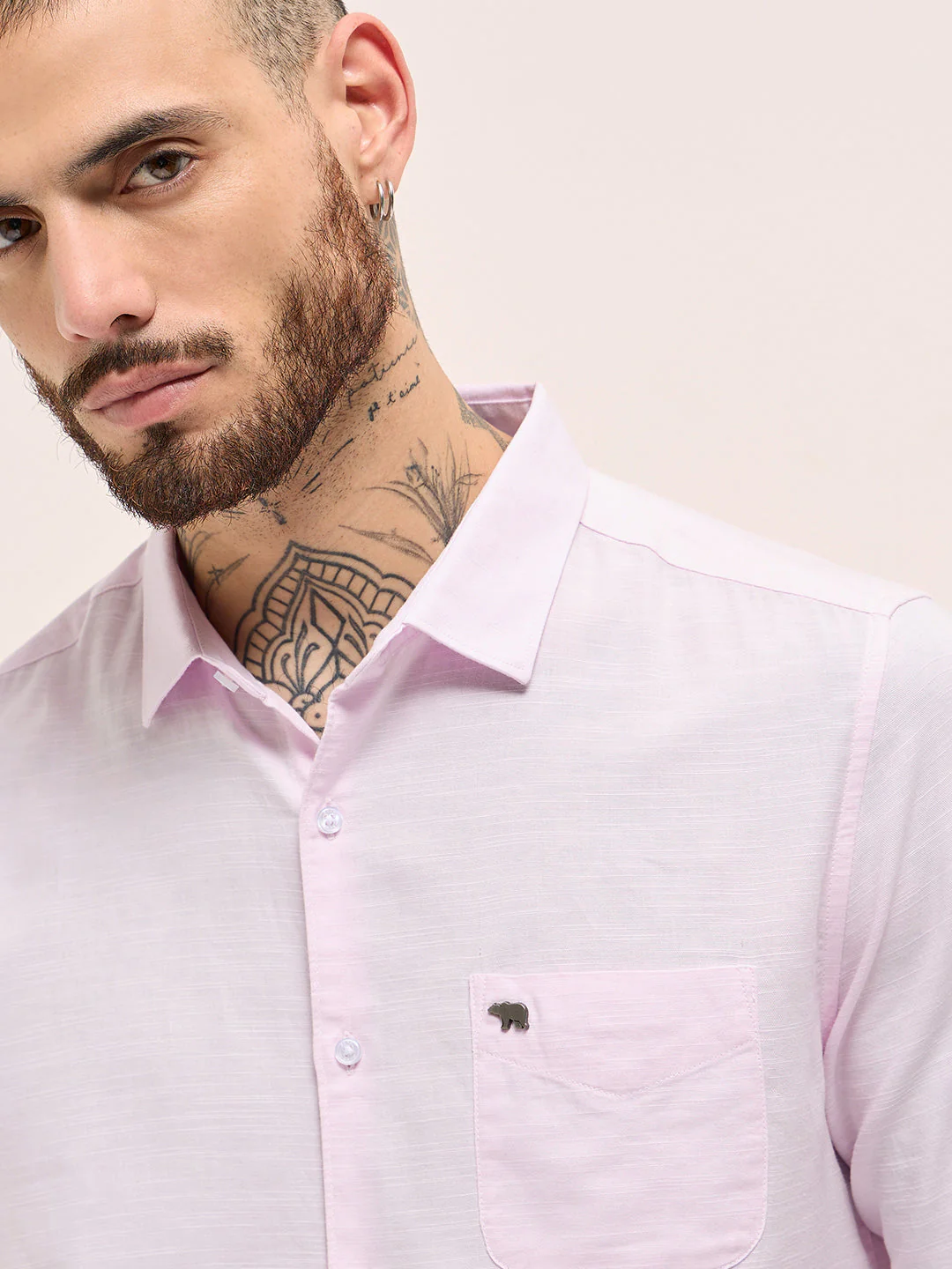 Men Pink Solid Slim Fit Casual Shirt - Image 5