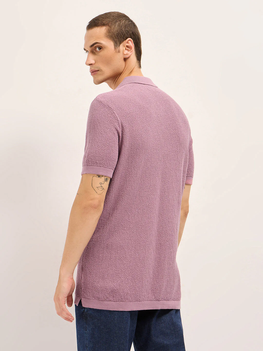 Men Pink Solid Texture Knit Design Regular Fit Polo - Image 2