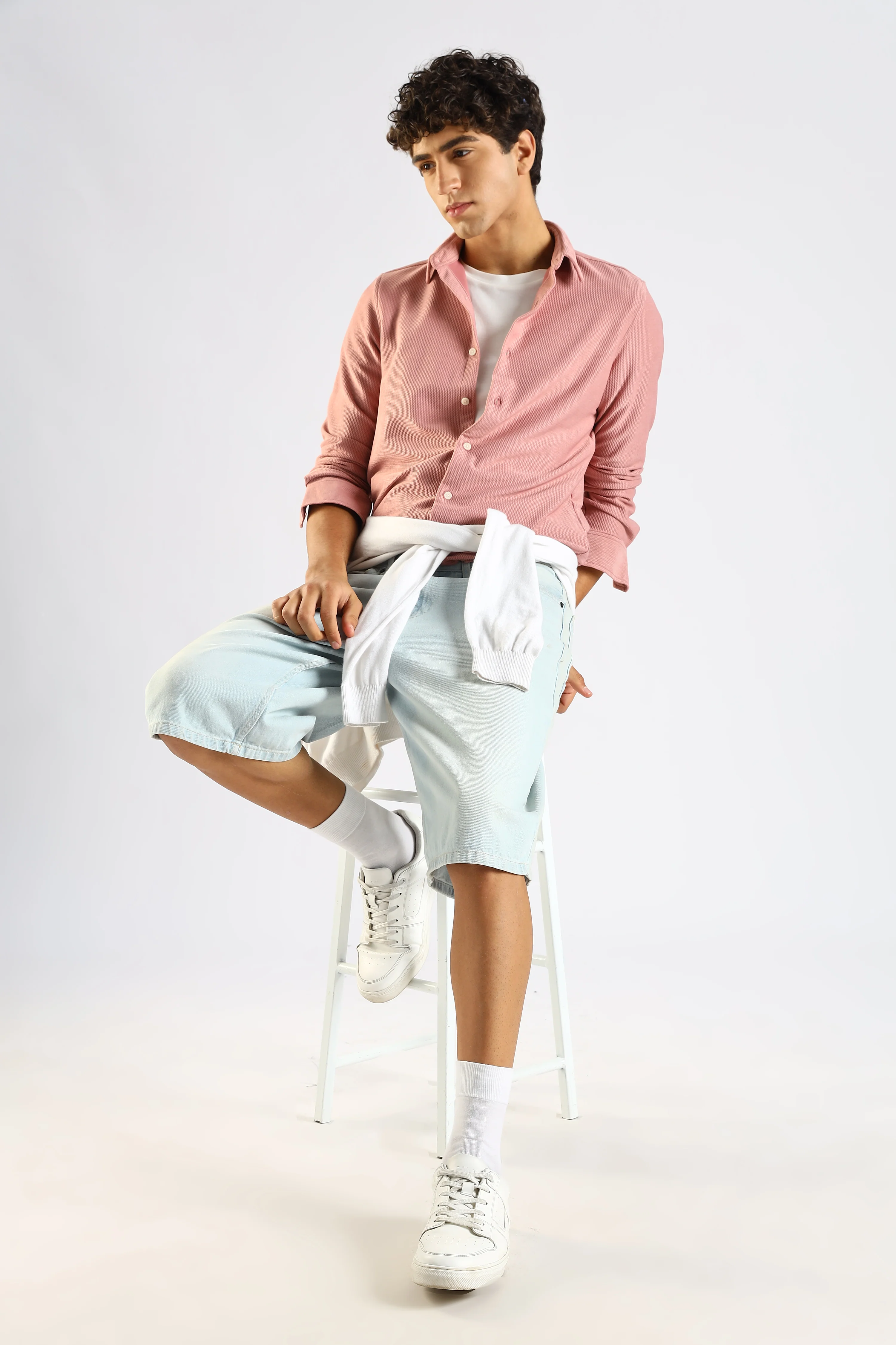 Men Pink Textured Spread Collar Shirt - Image 11