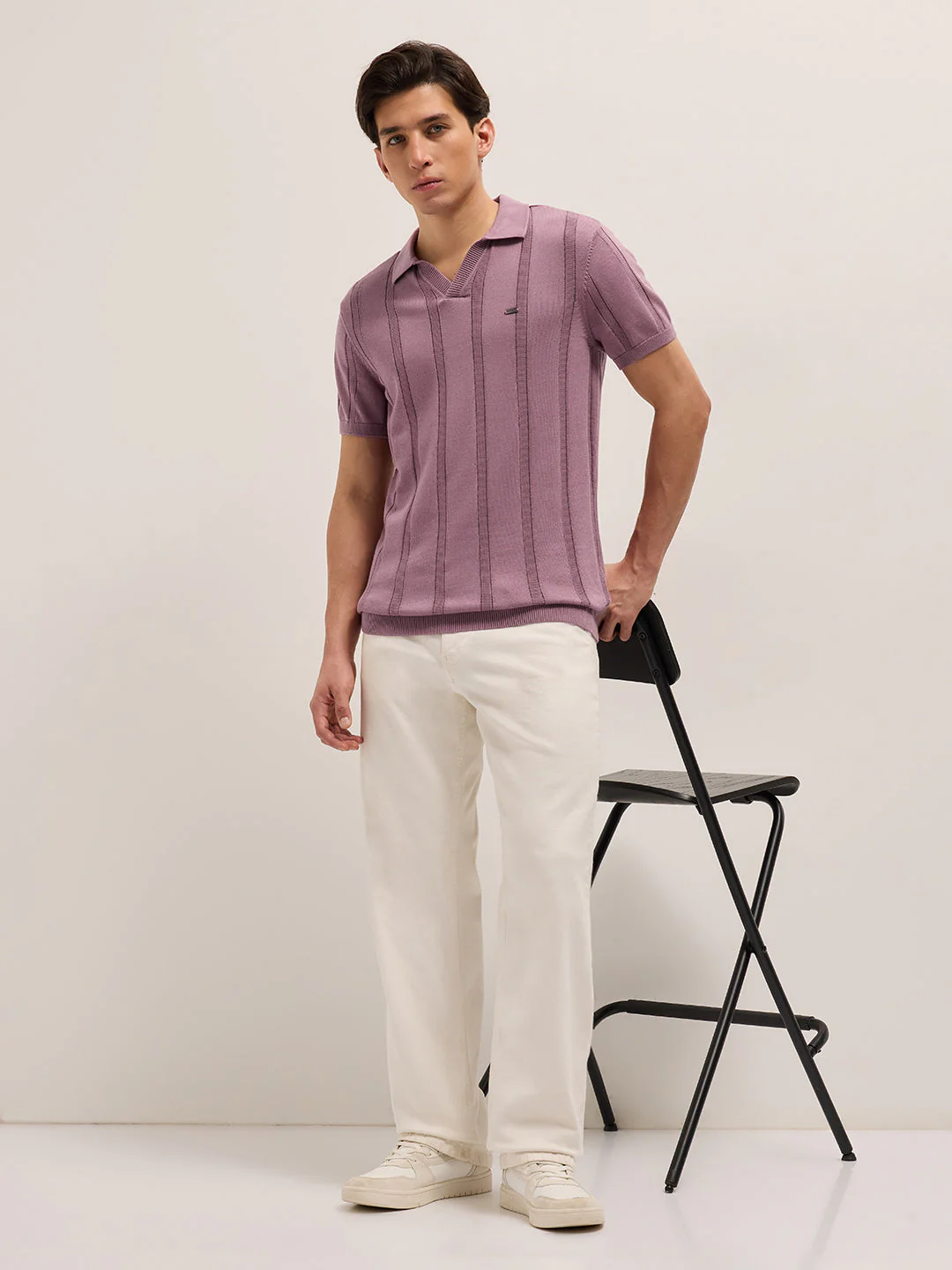 Men Pink Textured vertical knit stripes Slim Fit Polo - Image 4