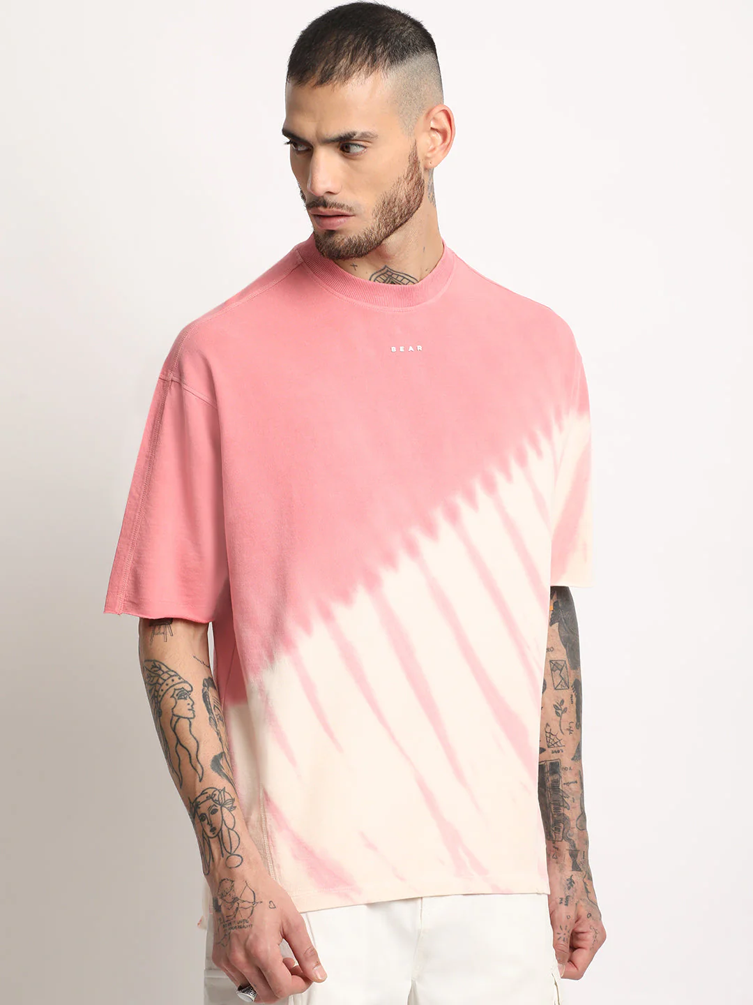 Men  Pink Tie & Dye Round Neck T-shirt - Image 3