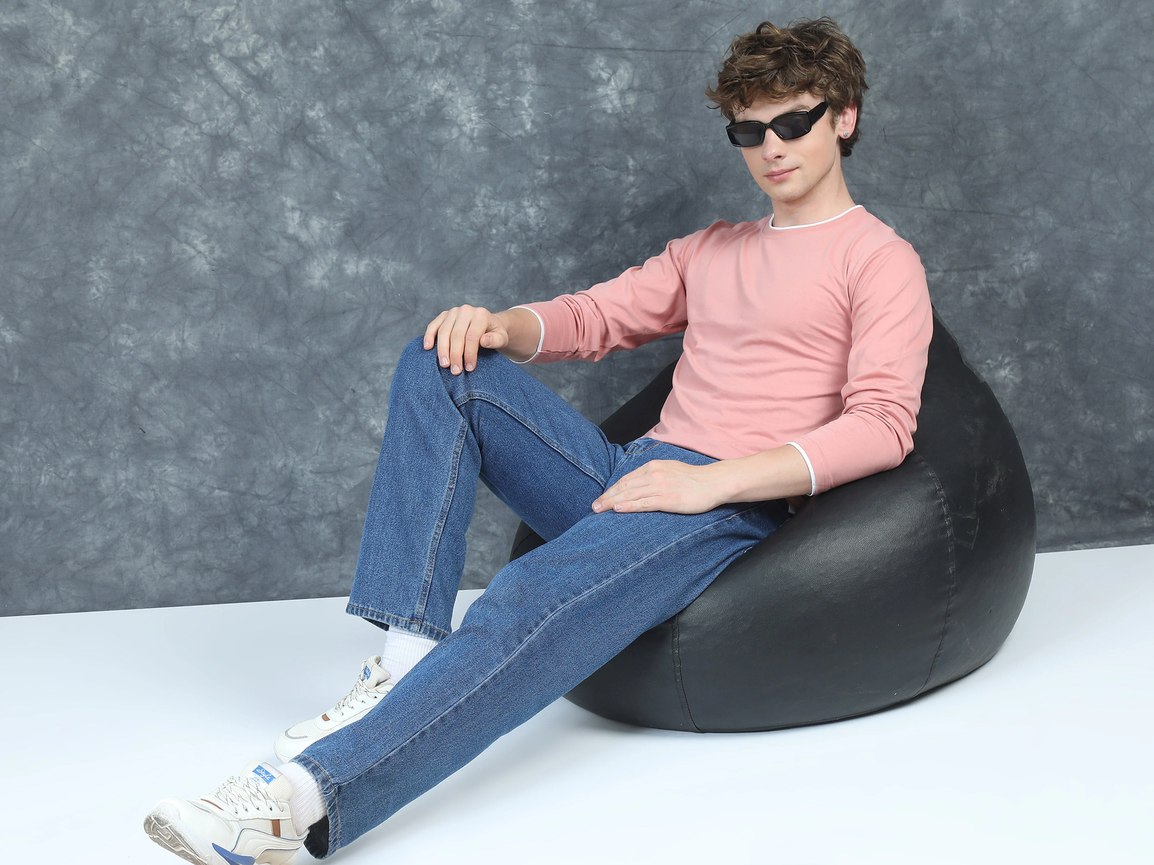 Men Piped Solid Pink Full Sleeve T-Shirt - Image 5
