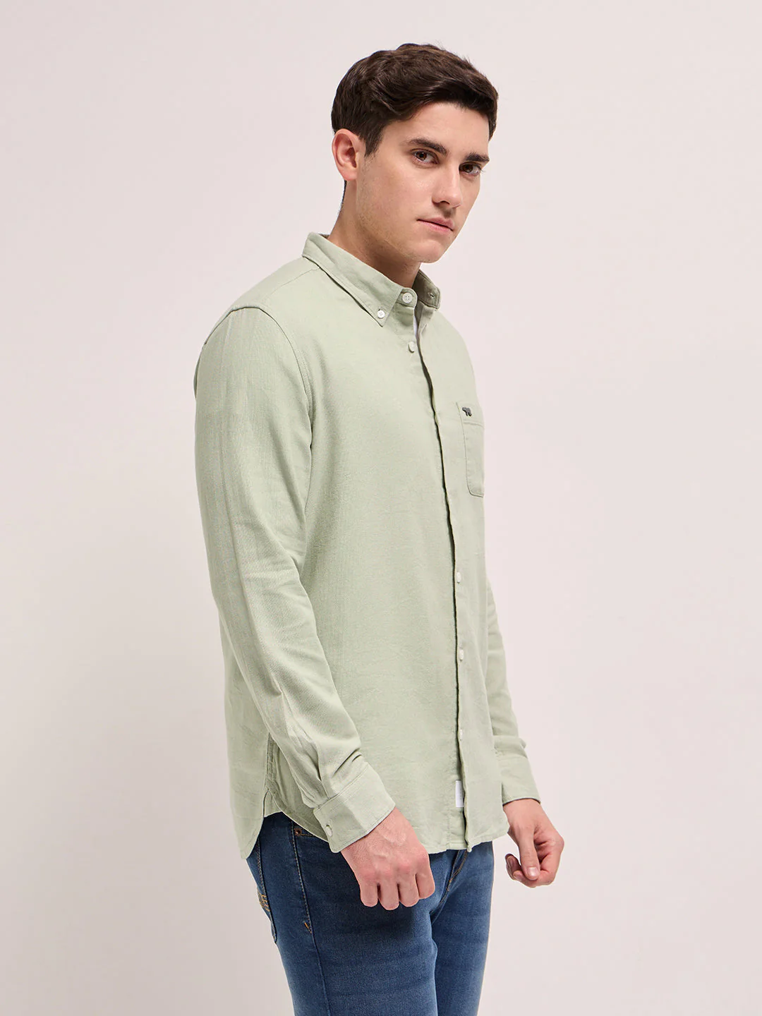 Men Pista green Solid Slim Fit Casual Shirt - Image 3