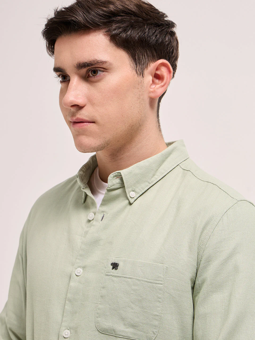 Men Pista green Solid Slim Fit Casual Shirt - Image 5