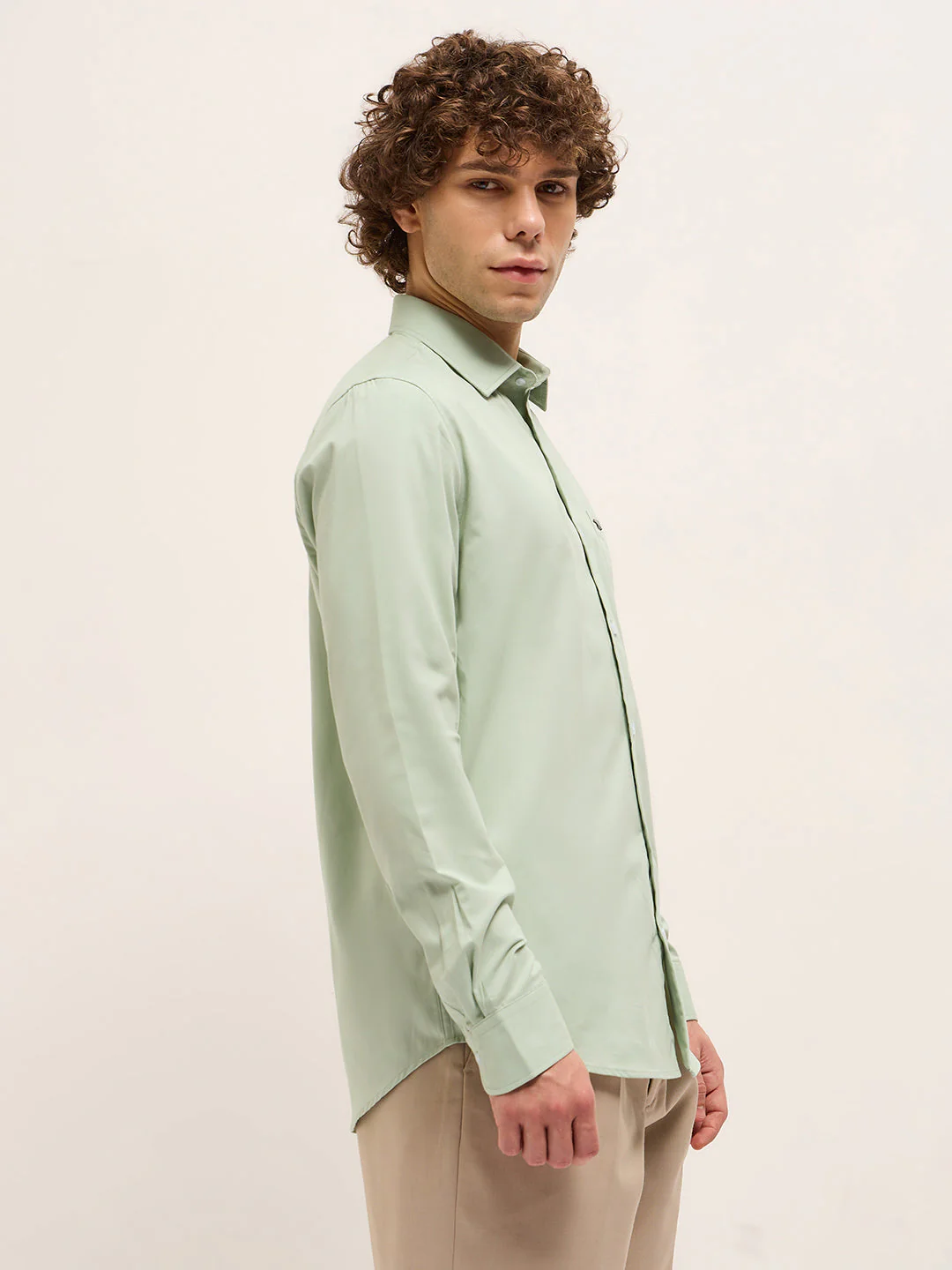 Men Pista Green Tailored Fit Solid Formal Shirt - Image 3