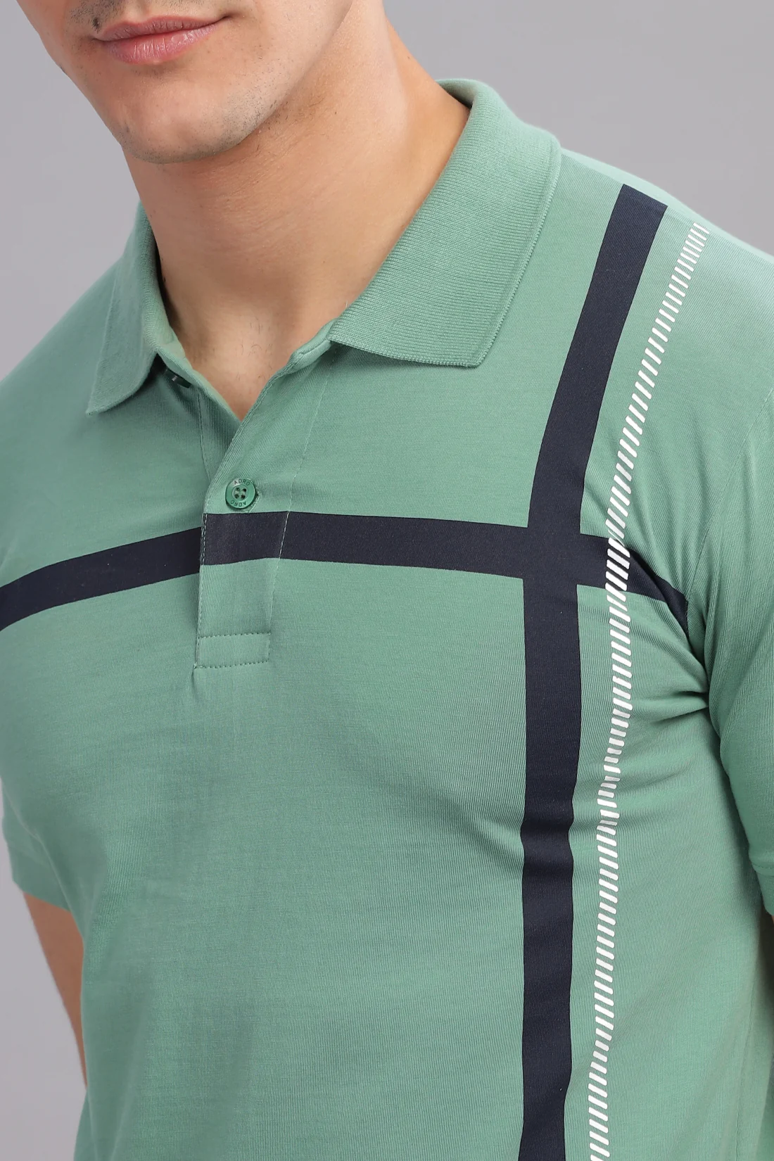 Men Green Regular Fit Polo T-Shirt - Image 4