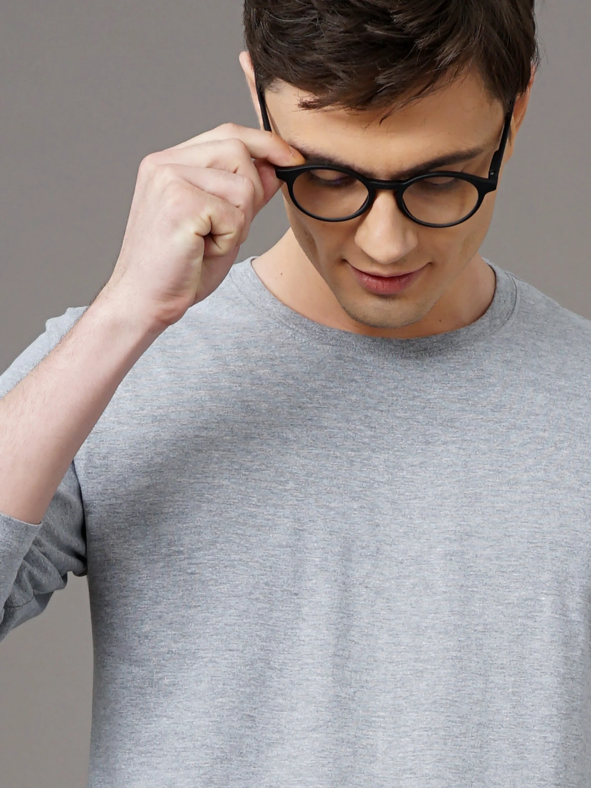 Men Plain Grey Full Sleeve T-Shirt - Image 3
